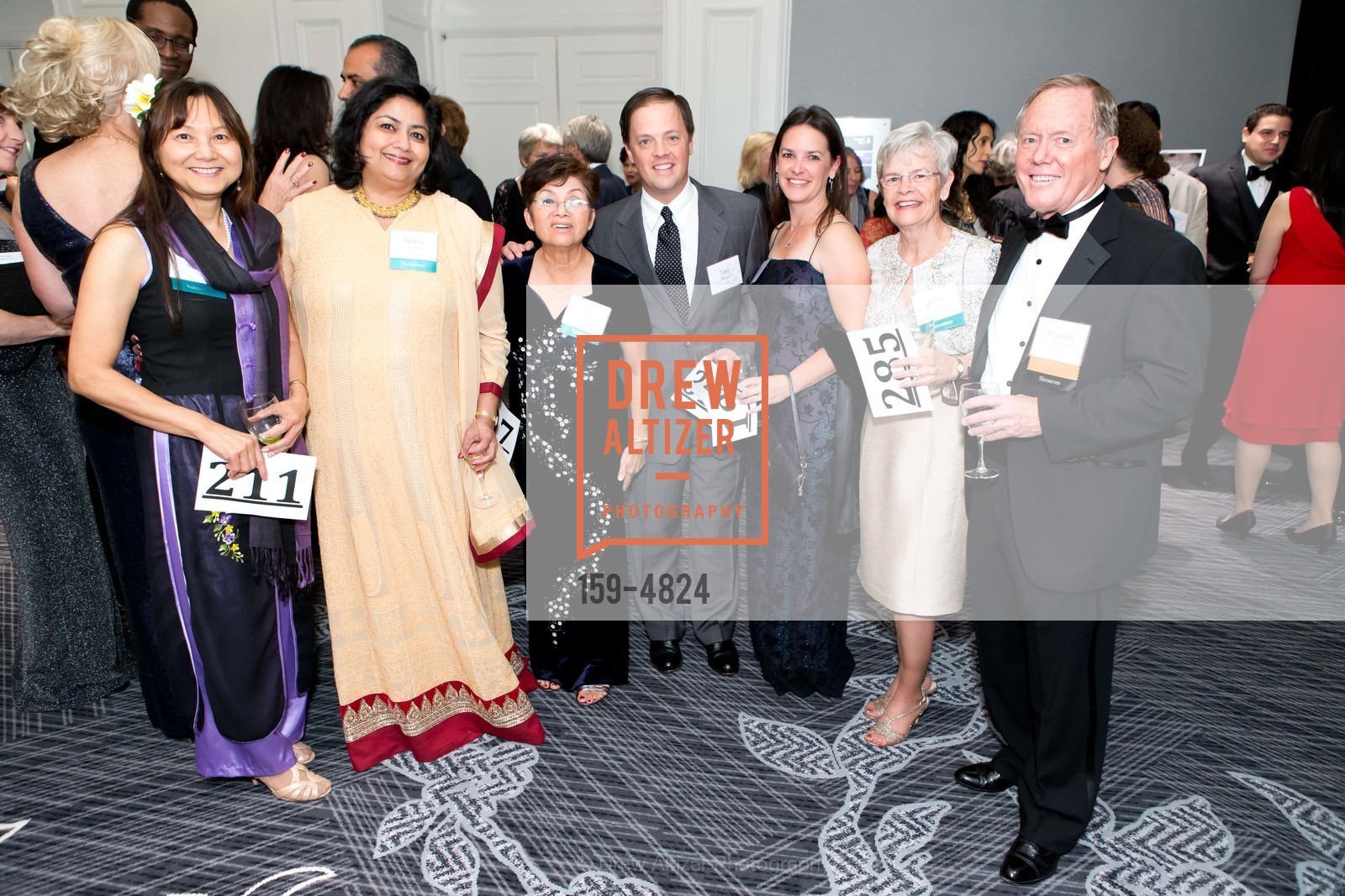 Lan Sherlock, NIsha Chaudry, Kim Satterlee, Ted Fuller, Kathy Lingenfelter, Anne Fuller, Russell Fuller, ReSURGE INTERNATIONAL 2014 Transformations Gala, US, October 19th, 2014, Photo #159-4824 Lan Sherlock, NIsha Chaudry, Kim Satterlee, Ted Fuller, Kathy Lingenfelter, Anne Fuller, Russell Fuller, Photo #159-4824