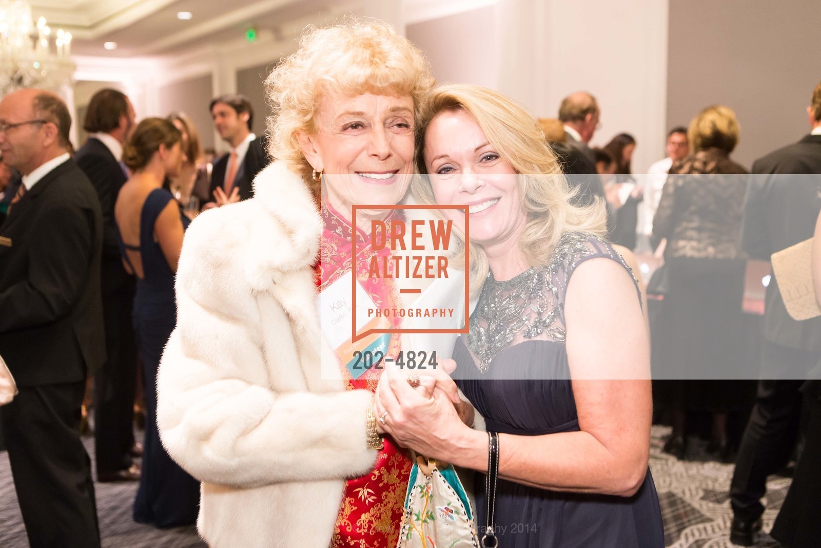 Kay Clarke, Tina Cerruti, ReSURGE INTERNATIONAL 2014 Transformations Gala, US, October 19th, 2014, Photo #202-4824 Kay Clarke, Tina Cerruti, Photo #202-4824