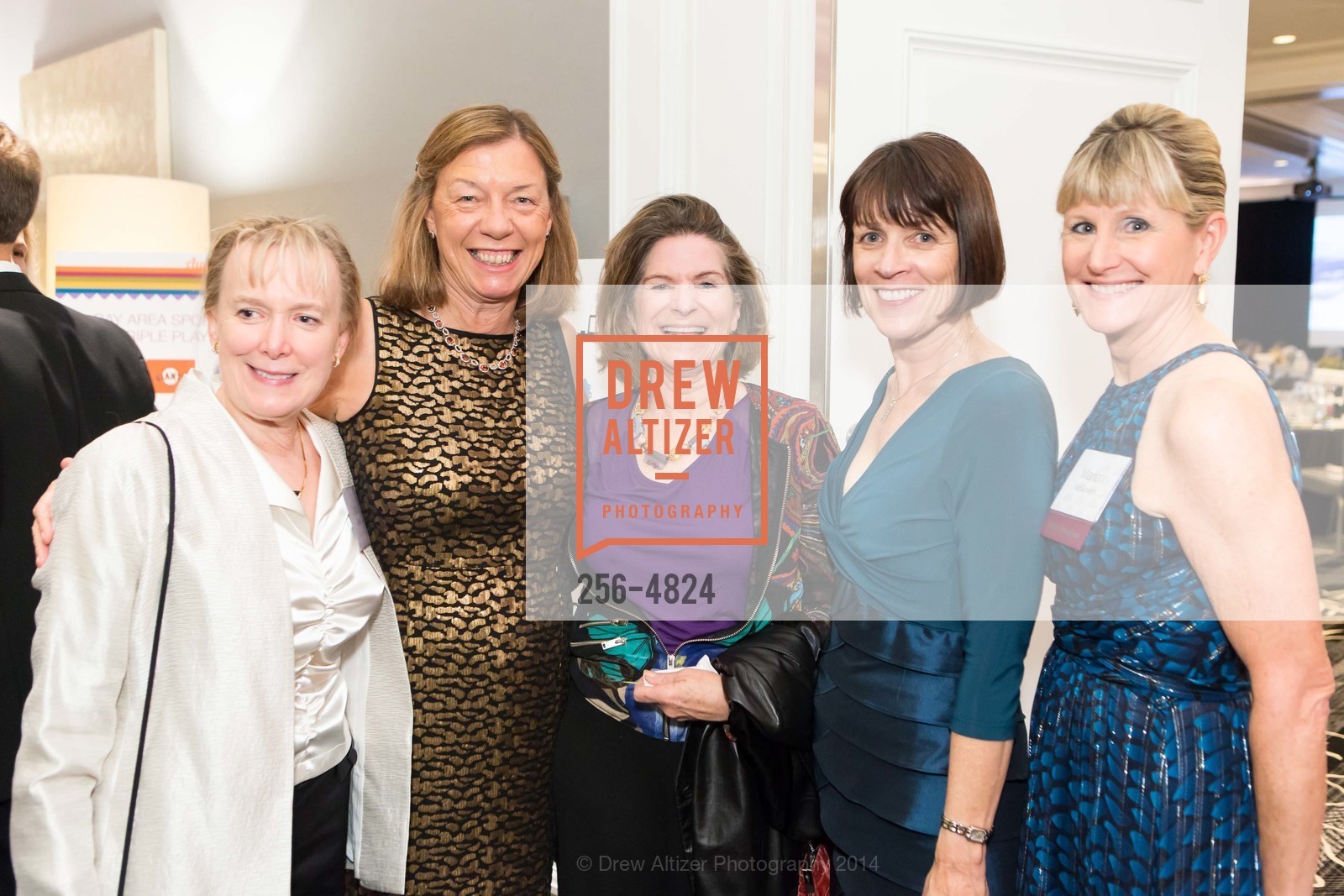 Charlotte Read, Terry Dorey, Nonie Devens, Chris Bliss, Marion McGovern, ReSURGE INTERNATIONAL 2014 Transformations Gala, US, October 19th, 2014, Photo #256-4824 Charlotte Read, Terry Dorey, Nonie Devens, Chris Bliss, Marion McGovern, Photo #256-4824