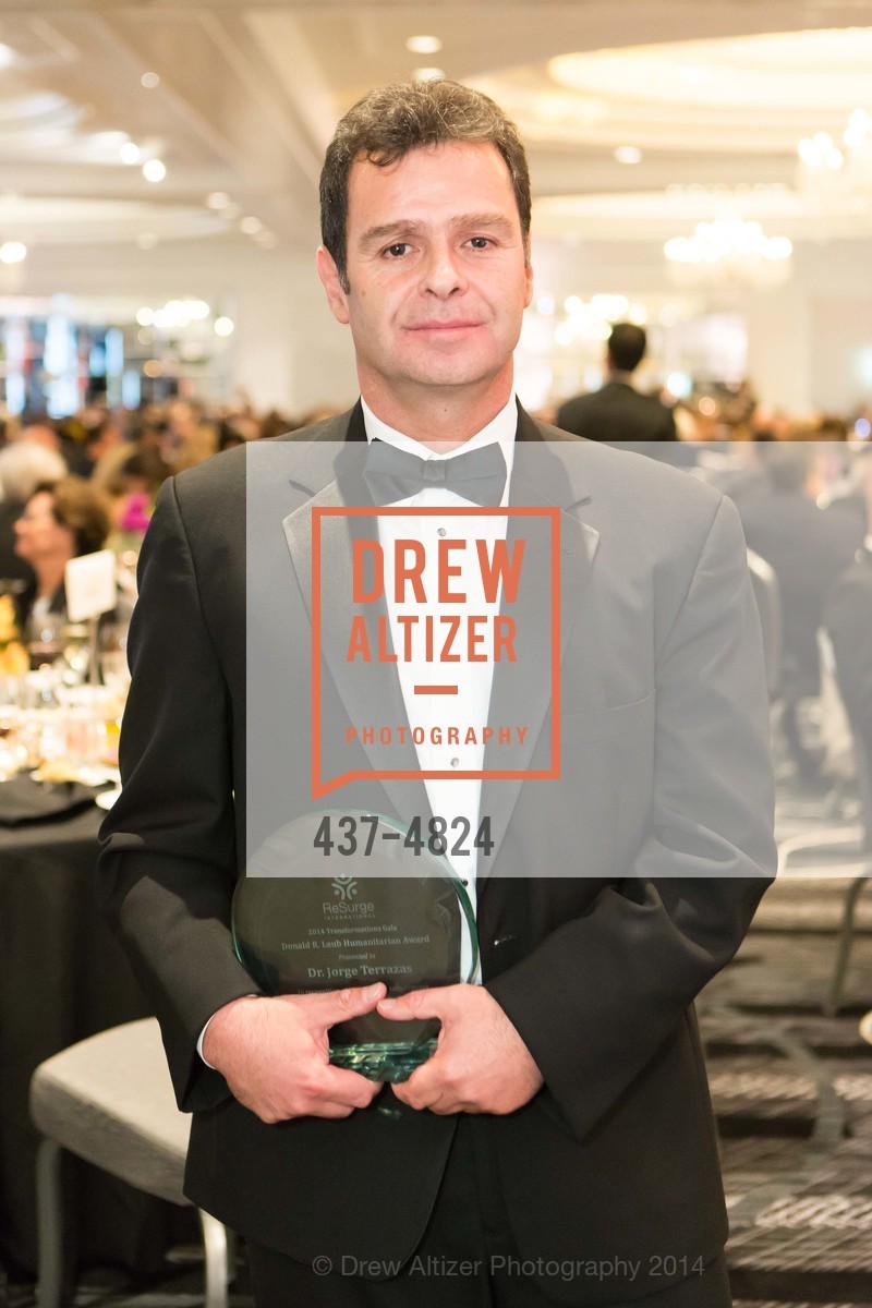 Jorge Terrazas, ReSURGE INTERNATIONAL 2014 Transformations Gala, US, October 19th, 2014, Photo #437-4824 Jorge Terrazas, Photo #437-4824