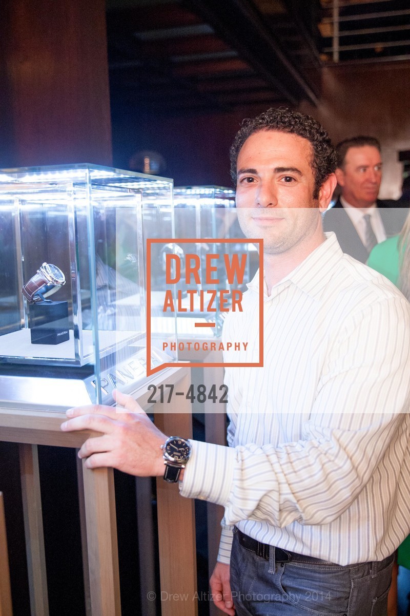 Brandon Grande, SHREVE CO & PANERAI'S Bix Supper Club Cocktails, US, November 6th, 2014, Photo #217-4842 Brandon Grande, Photo #217-4842