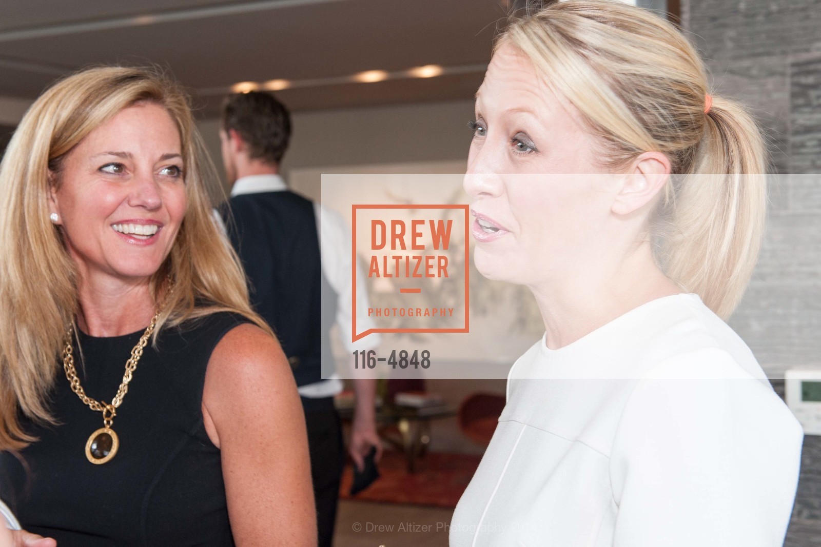 Karen Appleton, Julia Hartz, VOGUE Dinner at THE BATTERY, US, July 21st, 2014, Photo #116-4848 Karen Appleton, Julia Hartz, Photo #116-4848