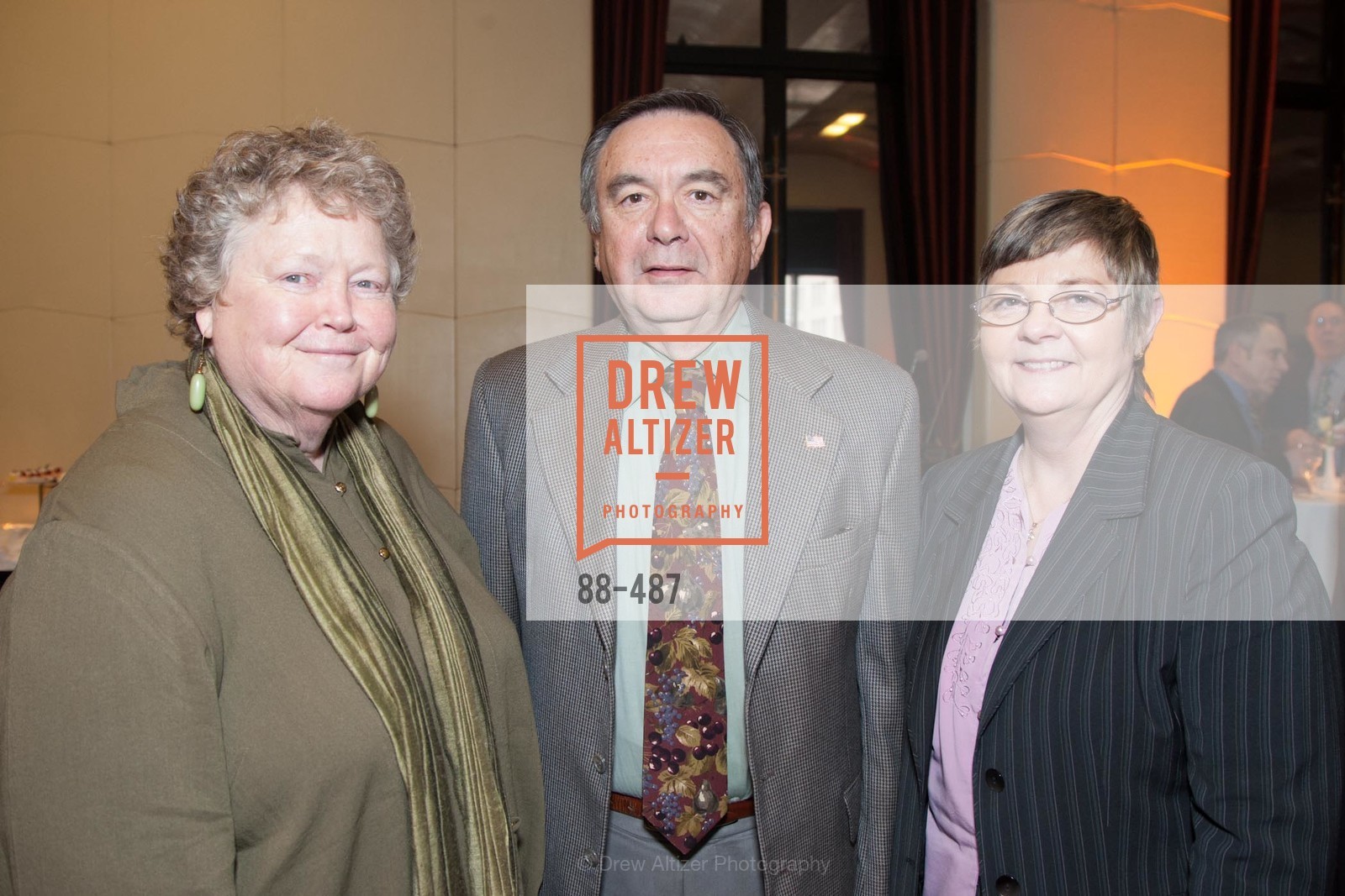 Patty Fitzsimmons, Len Woolard, Charlotte Woolard, Campaign Launch - David E. Smith, MD Medical Clinic, US. US, . US, Photo #88-487 Patty Fitzsimmons, Len Woolard, Charlotte Woolard, Photo #88-487