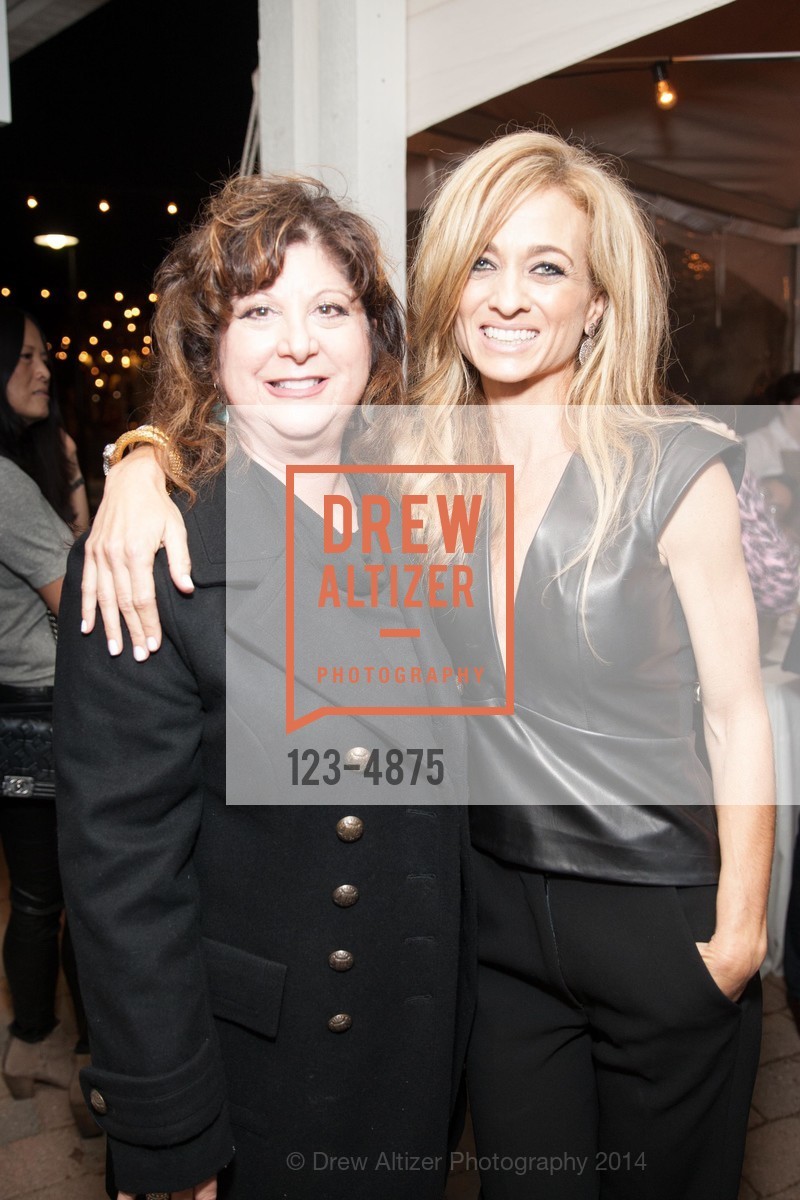 Stef Steuriale, Kary Chendo, HUTCHINSONS FINE JEWELRY Store Opening Celebration in Support of COMPASS FAMILY, US, December 4th, 2014, Photo #123-4875 Stef Steuriale, Kary Chendo, Photo #123-4875