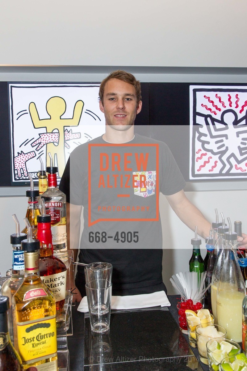 Atmosphere, Keith Haring: The Political Line Opening Reception at the deYOUNG MUSEUM, US, November 5th, 2014, Photo #668-4905 Atmosphere, Photo #668-4905