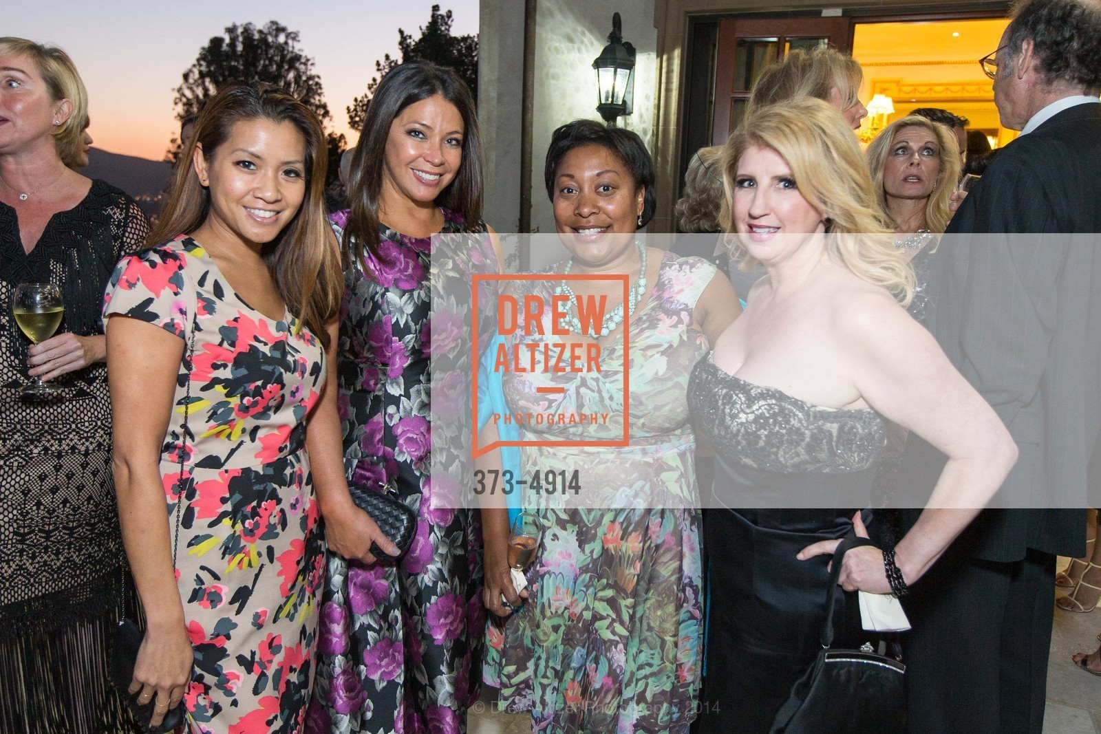 Lillian Phan, Maria Barrios, Gwyneth Borden, Roberta Economidis, ARTHRITIS FOUNDATION'S Benefactors Reception, US, September 30th, 2014, Photo #373-4914 Lillian Phan, Maria Barrios, Gwyneth Borden, Roberta Economidis, Photo #373-4914