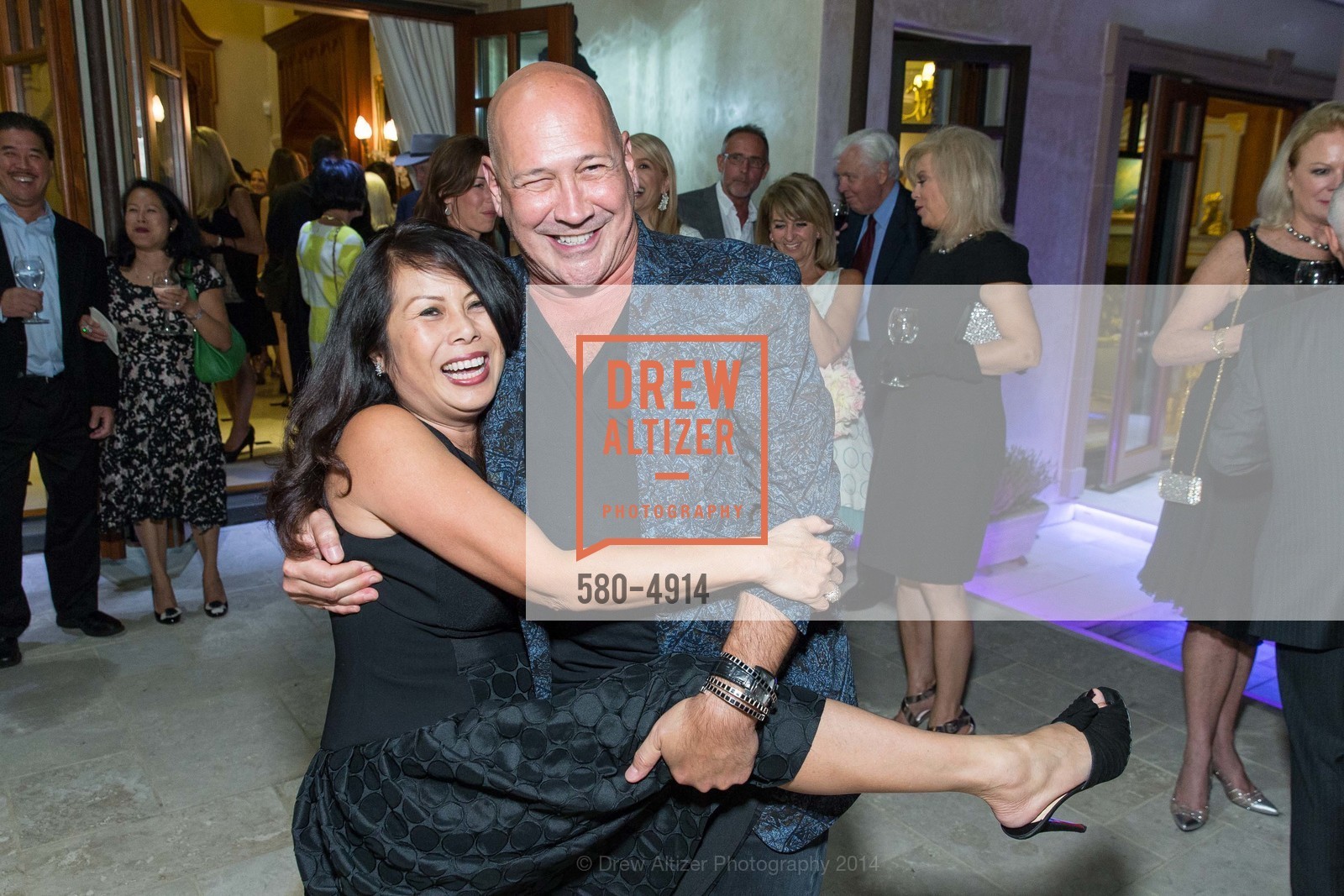 Sharon Seto, Carmen Marc Valvo, Photo #580-4914