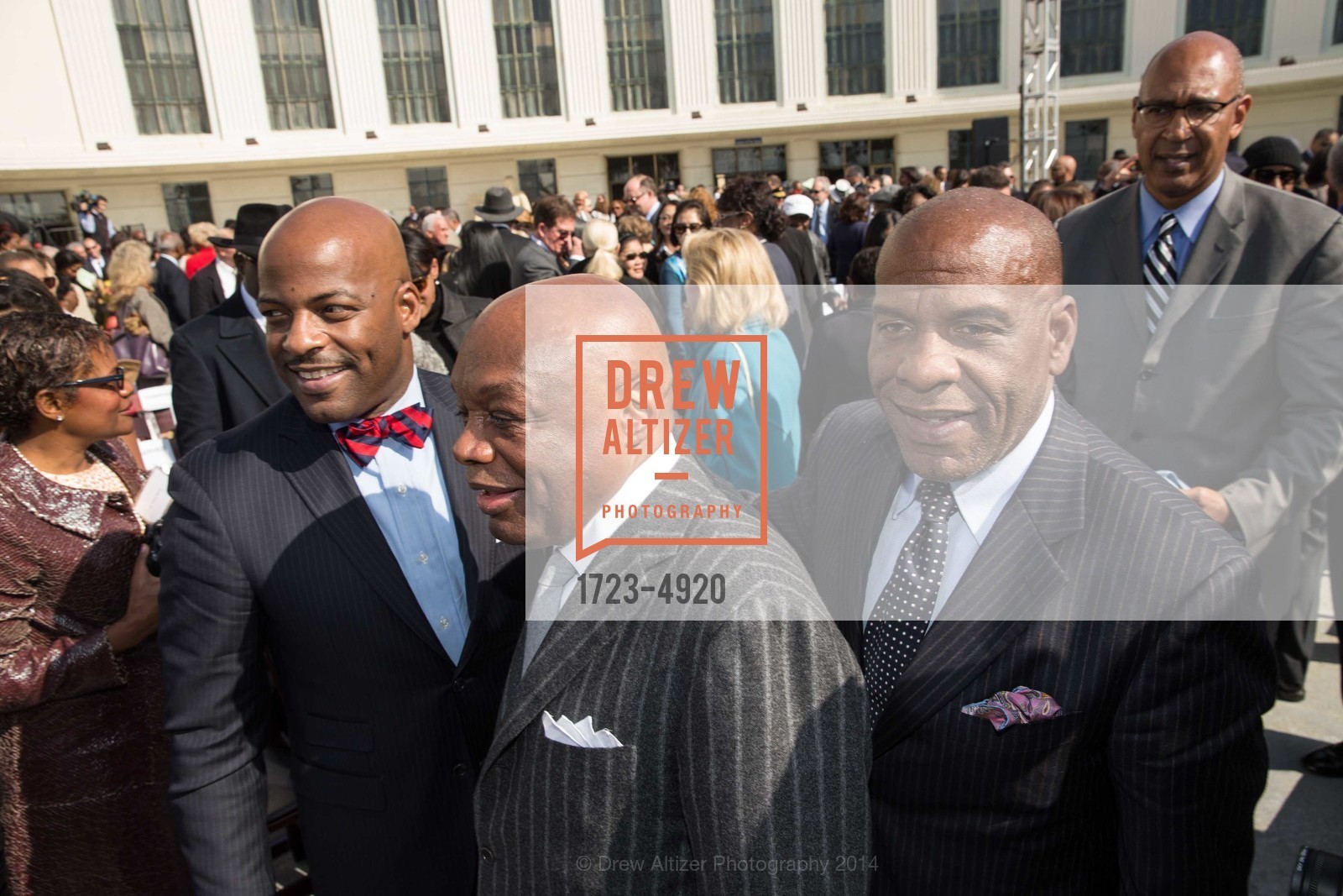 Isadore Hall, Willie Brown, Steven Bradford, Photo #1723-4920