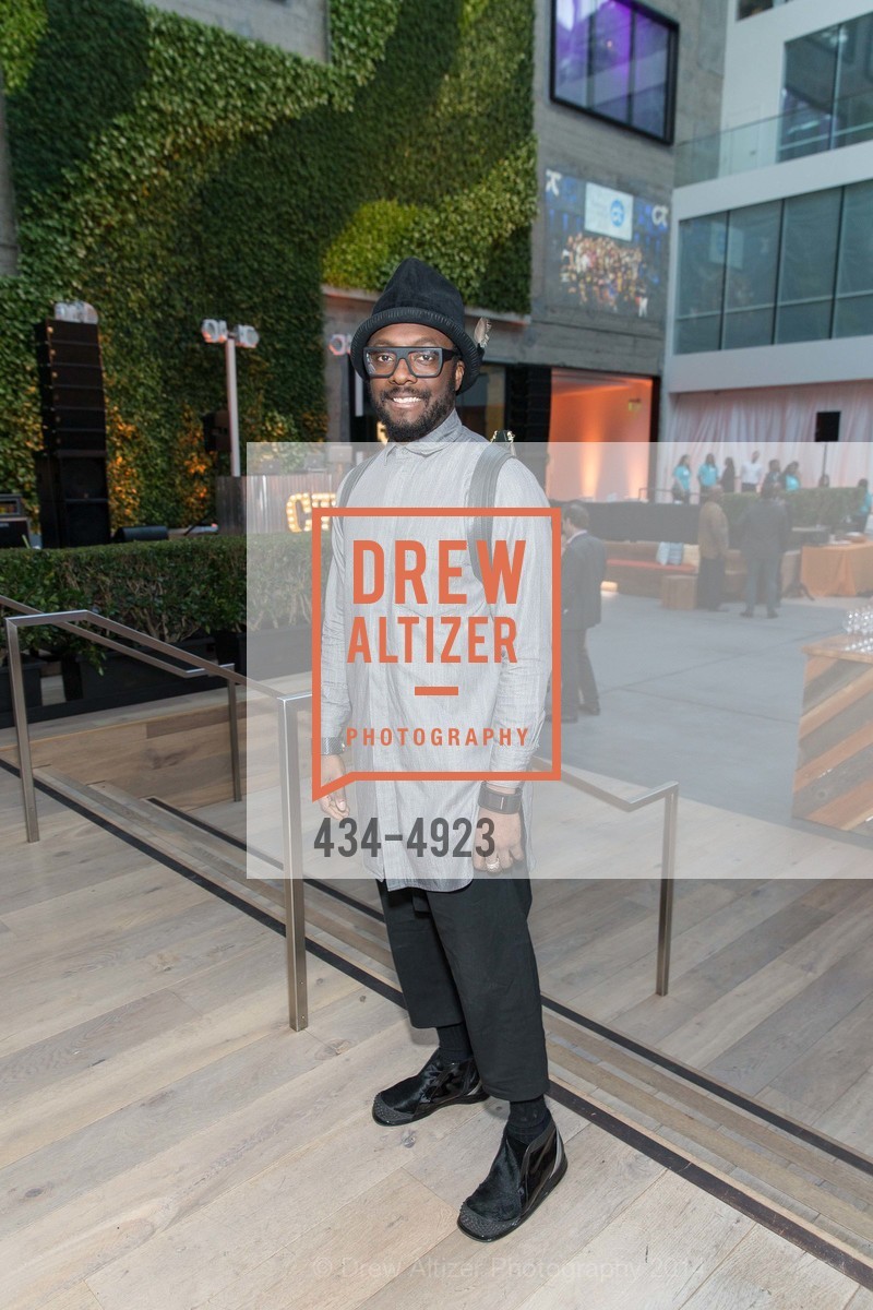 Will.I.Am, COLLEGE TRACK-old, US, September 13th, 2014, Photo #434-4923 Will.I.Am, Photo #434-4923