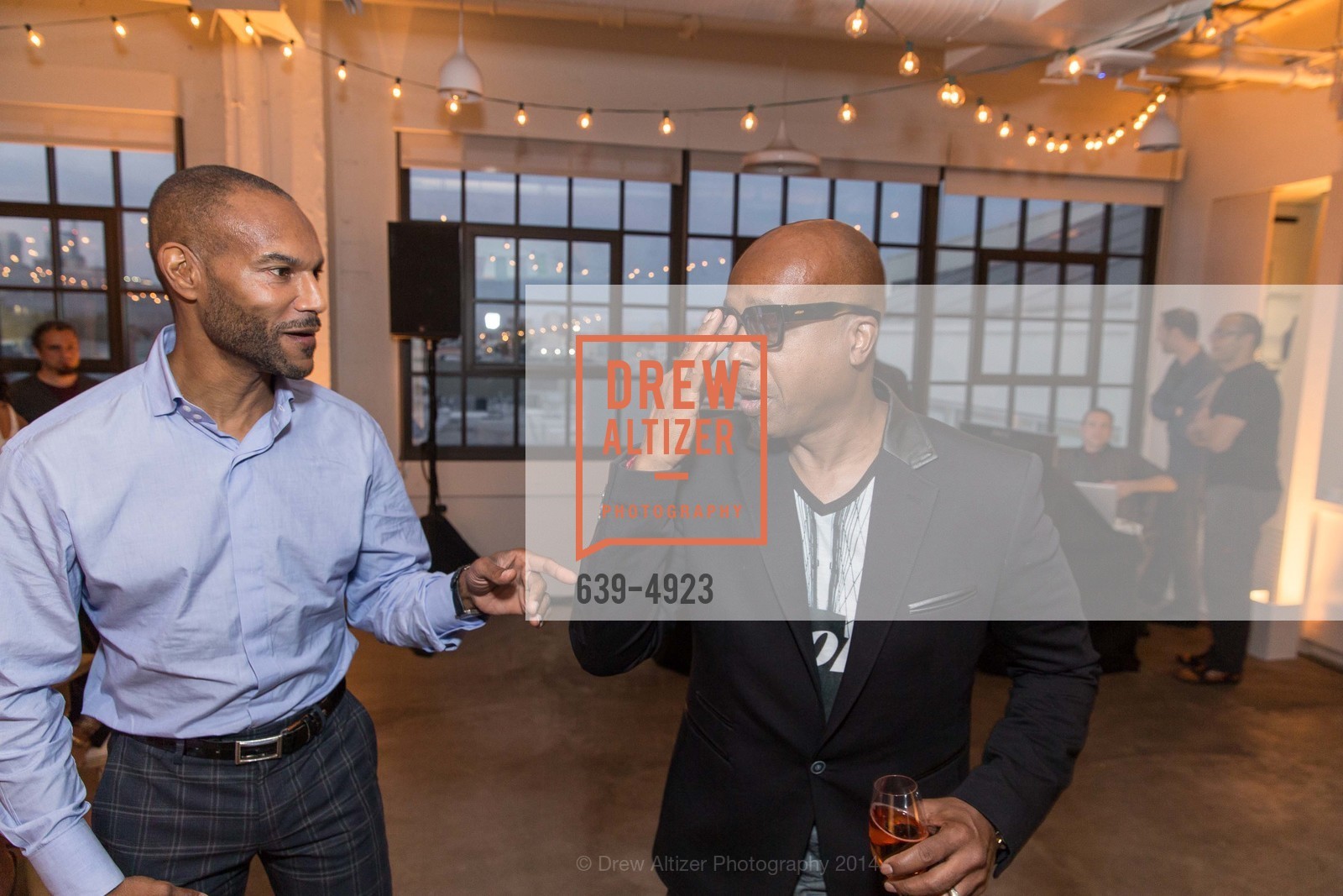 Tony Prophet, MC Hammer, COLLEGE TRACK-old, US, September 13th, 2014, Photo #639-4923 Tony Prophet, MC Hammer, Photo #639-4923