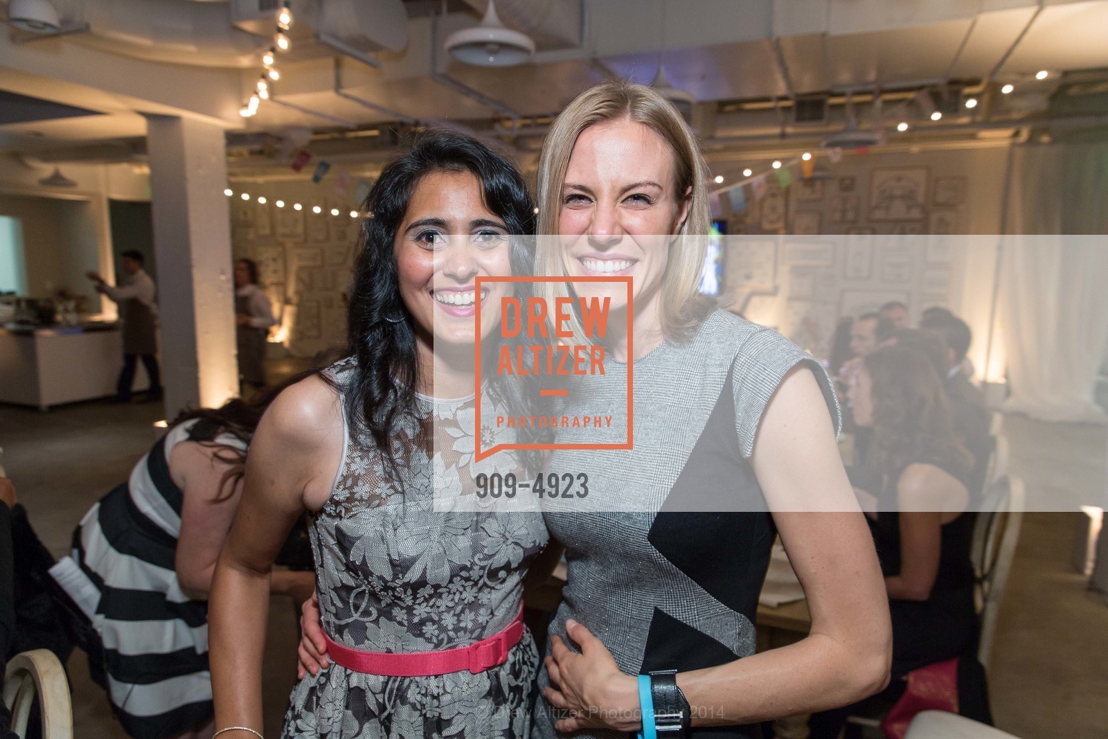 Renee Rashid, Emily Pierce, COLLEGE TRACK-old, US, September 13th, 2014, Photo #909-4923 Renee Rashid, Emily Pierce, Photo #909-4923