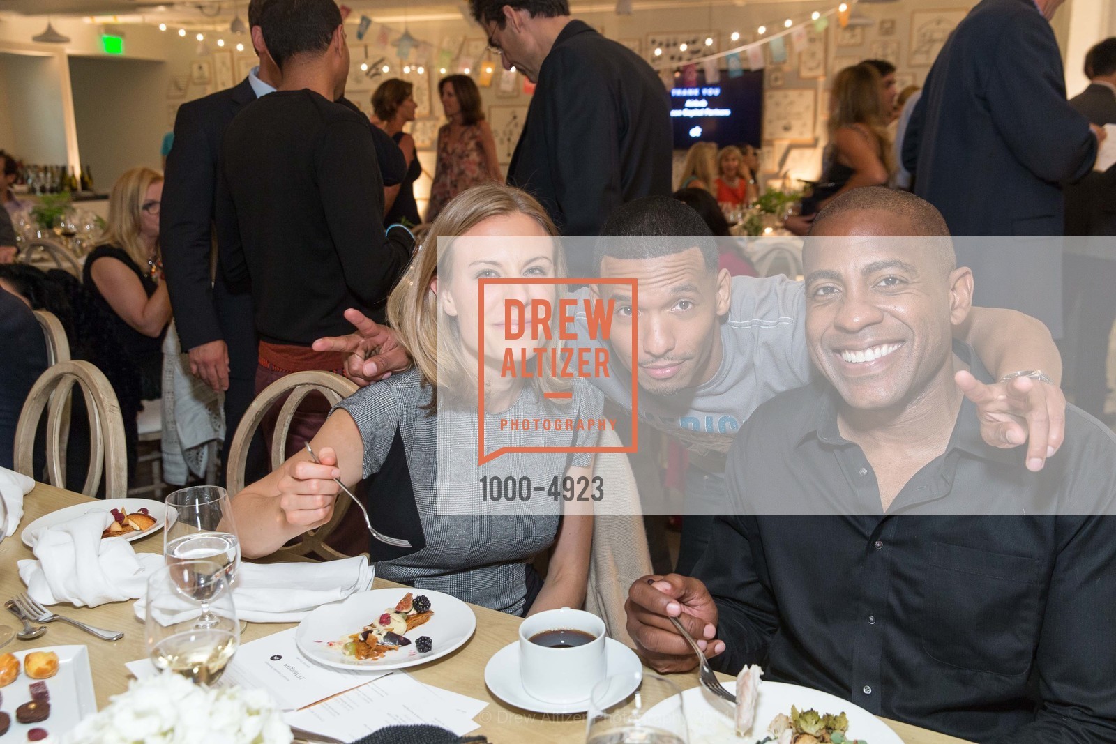 Emily Pierce, Philip Sistena, Carlos Watson, COLLEGE TRACK-old, US, September 13th, 2014, Photo #1000-4923 Emily Pierce, Philip Sistena, Carlos Watson, Photo #1000-4923