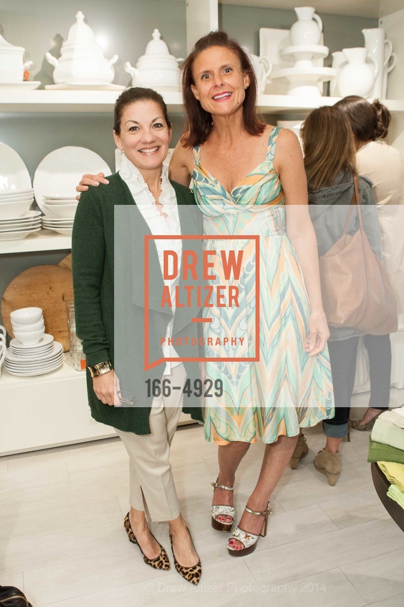 Natalie Ammirato, LINENS by JANE SCOTT HODGES Book Signing, US, April 23rd, 2014, Photo #166-4929 Natalie Ammirato, Photo #166-4929