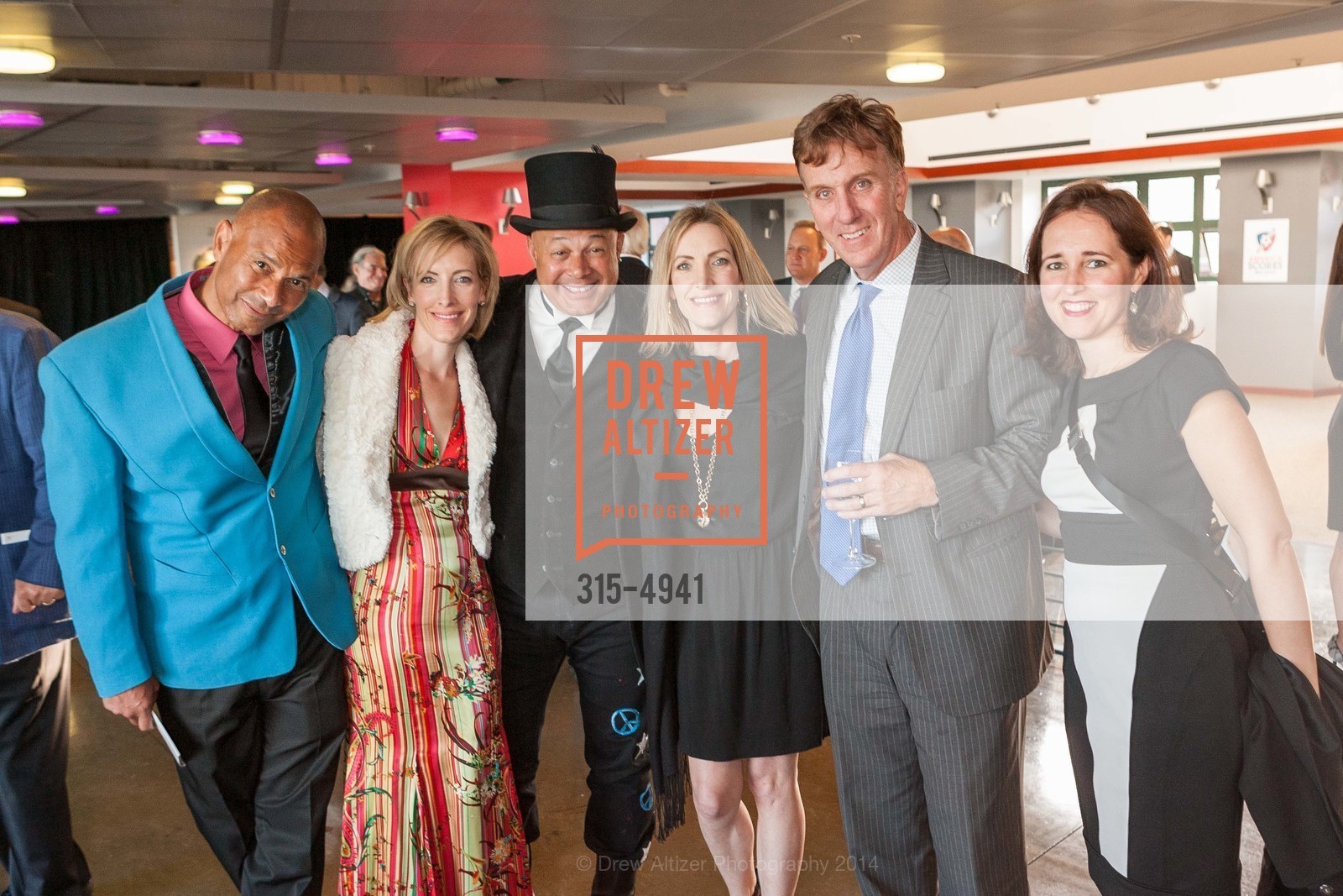 Katie Walden, Narada Michael Walden, Christy Isaacson, Craig Isaacson, Marianne Mullally, America SCORES Bay Area Legacy Awards 2014, US, June 4th, 2014, Photo #315-4941 Katie Walden, Narada Michael Walden, Christy Isaacson, Craig Isaacson, Marianne Mullally, Photo #315-4941