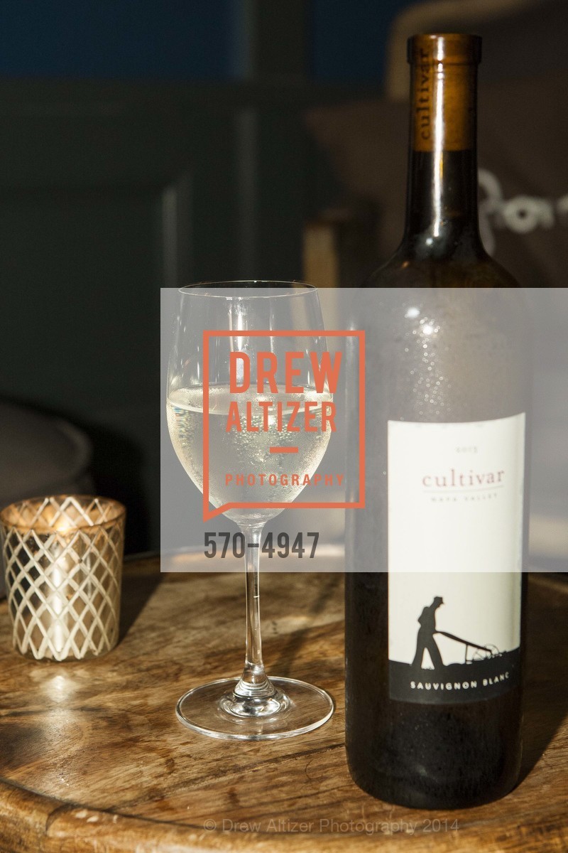 Atmosphere, 140210-EatDrink-reupload, US, February 10th, 2014, Photo #570-4947 Atmosphere, Photo #570-4947