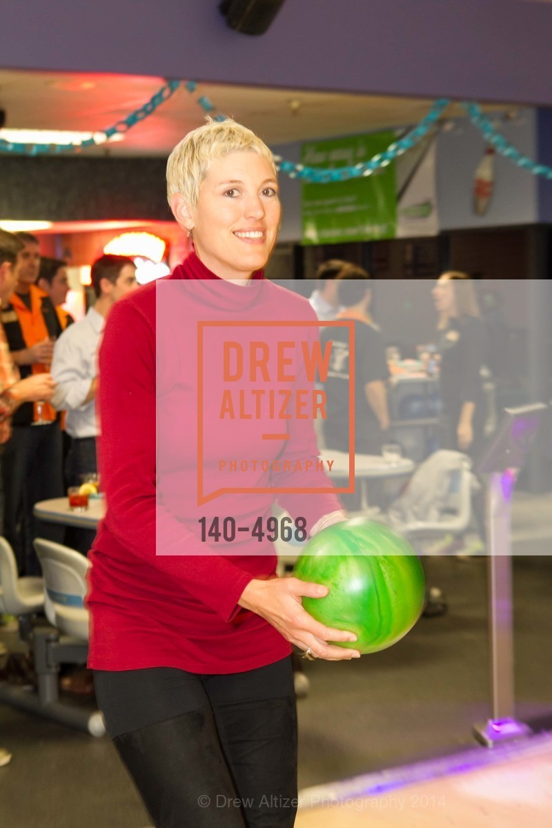 Eliza Hart, SCAVULLO DESIGN & WHITESIDE MANAGEMENT Bowling Party, US, December 5th, 2014, Photo #140-4968 Eliza Hart, Photo #140-4968