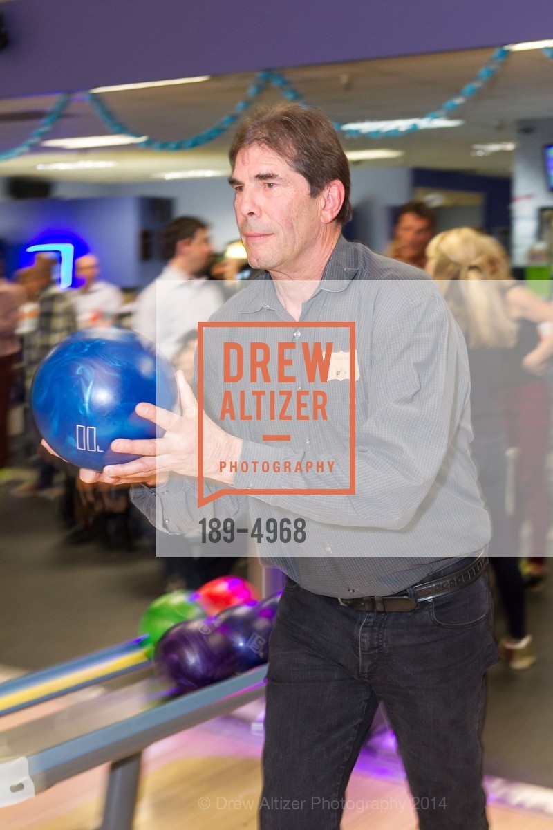 John Rosekrans, SCAVULLO DESIGN & WHITESIDE MANAGEMENT Bowling Party, US, December 5th, 2014, Photo #189-4968 John Rosekrans, Photo #189-4968