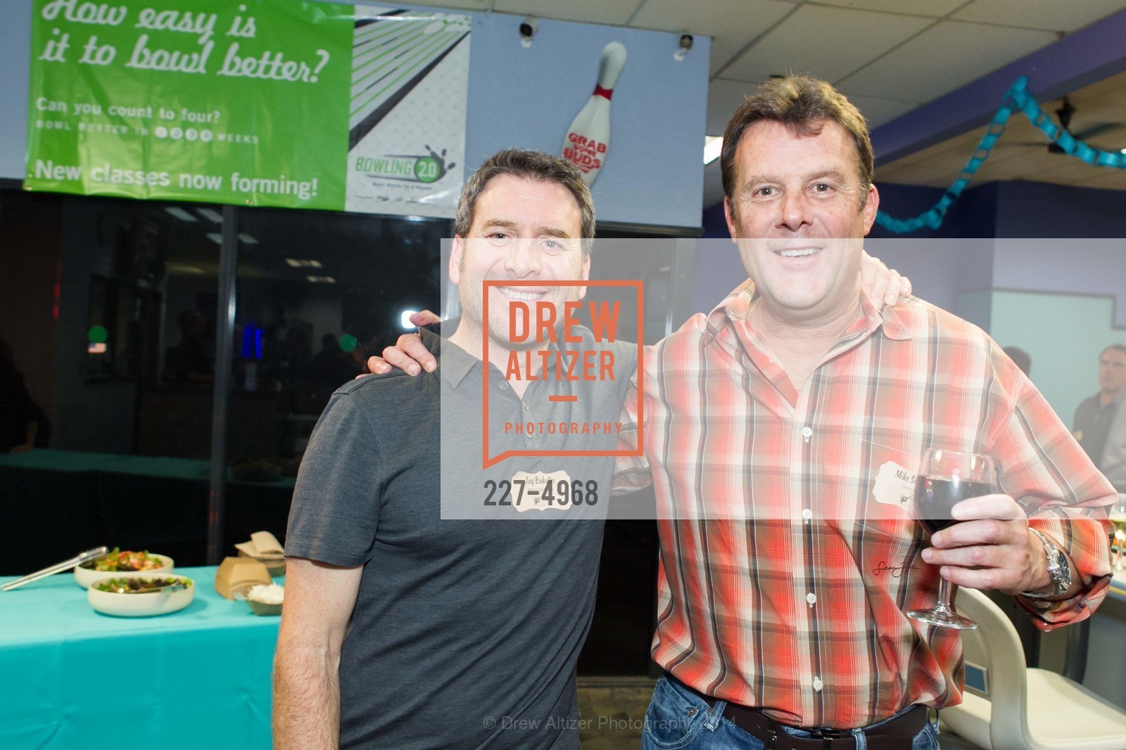 Jay Bakaler, SCAVULLO DESIGN & WHITESIDE MANAGEMENT Bowling Party, US, December 5th, 2014, Photo #227-4968 Jay Bakaler, Photo #227-4968