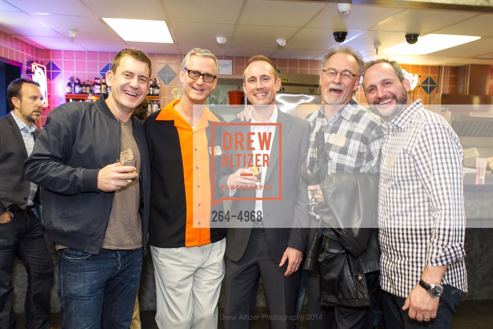 Brad Hayes, David Whiteside, Tom Cruise, Rob Stewart, Brian Gianinno, SCAVULLO DESIGN & WHITESIDE MANAGEMENT Bowling Party, US, December 5th, 2014, Photo #264-4968 Brad Hayes, David Whiteside, Tom Cruise, Rob Stewart, Brian Gianinno, Photo #264-4968