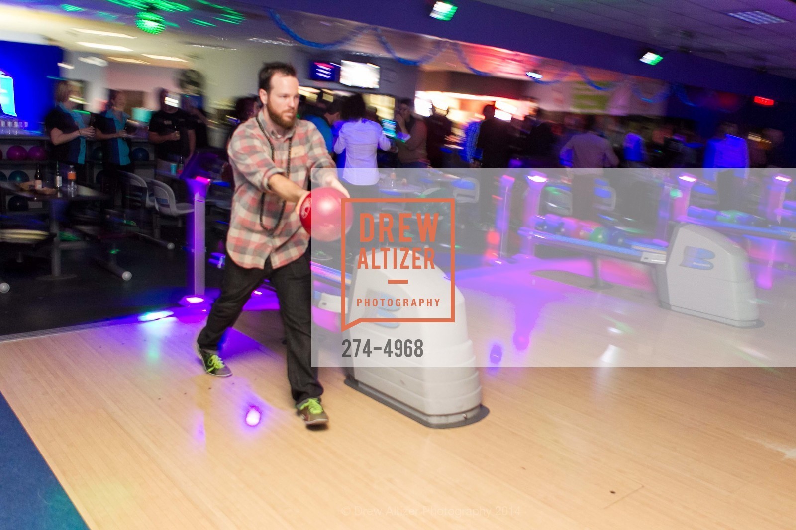 SCAVULLO DESIGN & WHITESIDE MANAGEMENT Bowling Party, US, December 5th, 2014, Photo #274-4968 Photo #274-4968