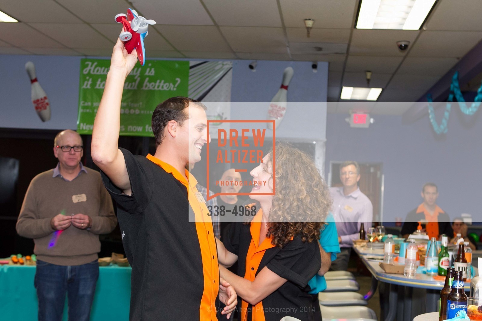 Tom Catalano, SCAVULLO DESIGN & WHITESIDE MANAGEMENT Bowling Party, US, December 5th, 2014, Photo #338-4968 Tom Catalano, Photo #338-4968