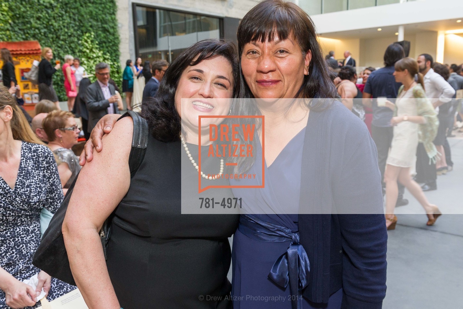 Alicia Villanueva, LA COCINA'S 2nd Annual Gala, US, May 12th, 2014, Photo #781-4971 Alicia Villanueva, Photo #781-4971
