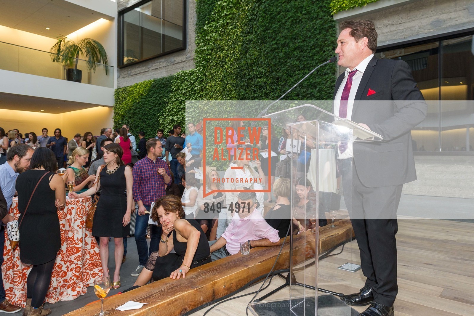 Liam Mayclem, LA COCINA'S 2nd Annual Gala, US, May 12th, 2014, Photo #849-4971 Liam Mayclem, Photo #849-4971