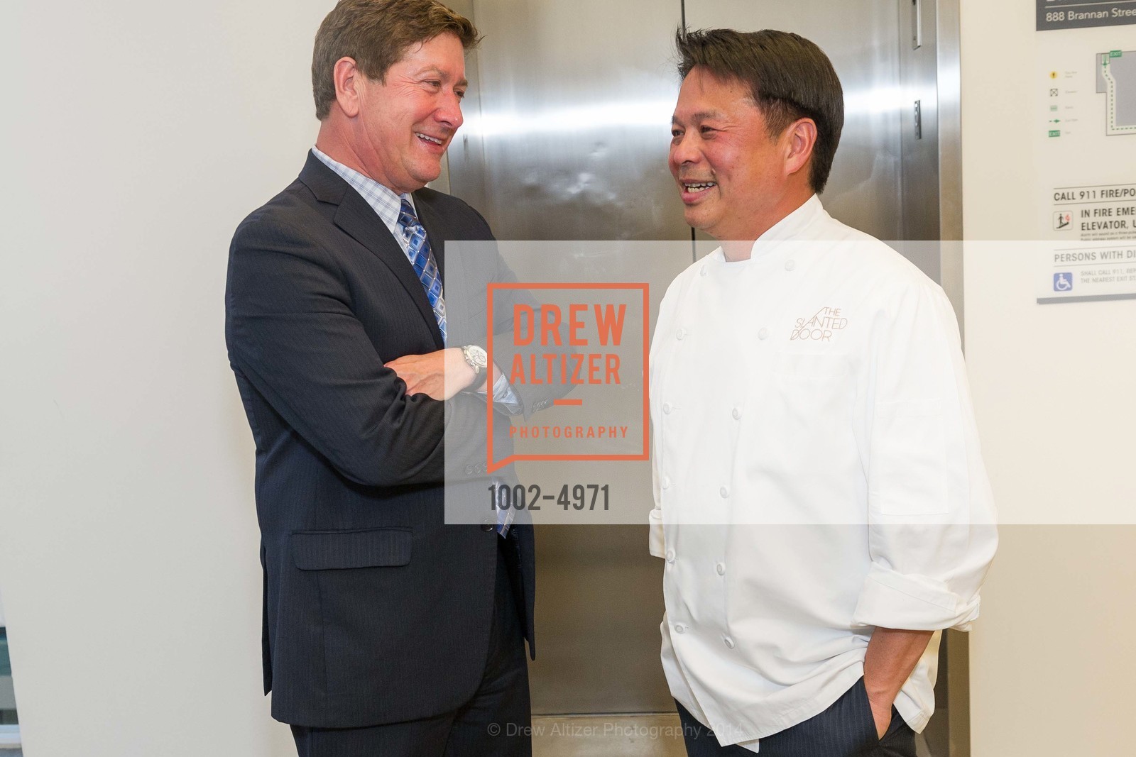 Joe D'Alessandro, Charles Phan, LA COCINA'S 2nd Annual Gala, US, May 12th, 2014, Photo #1002-4971 Joe D'Alessandro, Charles Phan, Photo #1002-4971