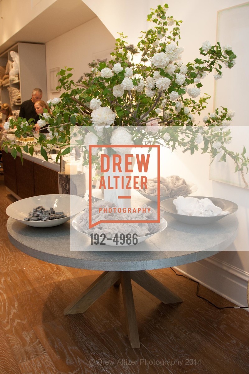 Atmosphere, Jessie Black Store Opening Event, US, June 5th, 2014, Photo #192-4986 Atmosphere, Photo #192-4986