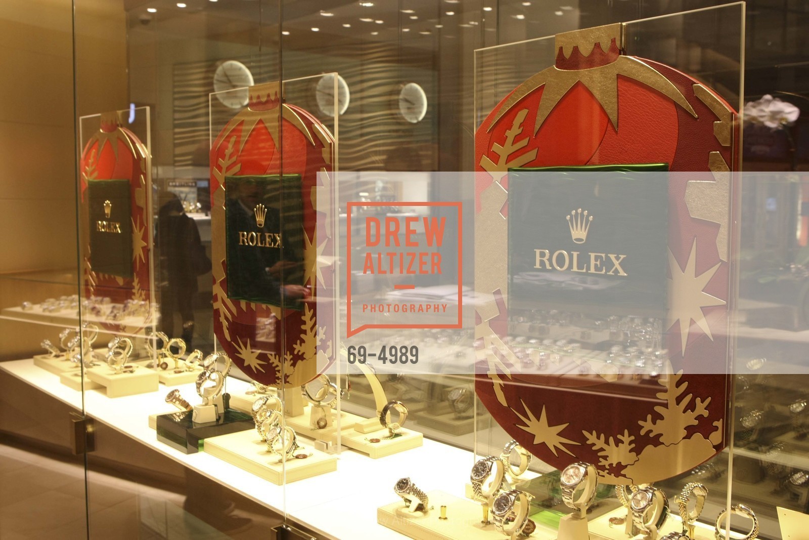 Atmosphere, SF MAGAZINE Hosts Reception at TOURNEAU ROLEX BOUTIQUE, US, December 5th, 2014, Photo #69-4989 Atmosphere, Photo #69-4989
