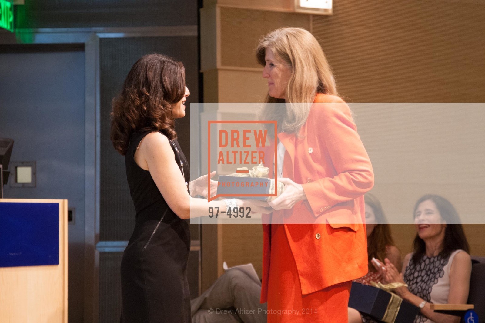 Adrienne Mally, Carole Klove, UCSF PARTNERS IN CARE Presents Community, Conversations & Cocktails, US, May 13th, 2014, Photo #97-4992 Adrienne Mally, Carole Klove, Photo #97-4992