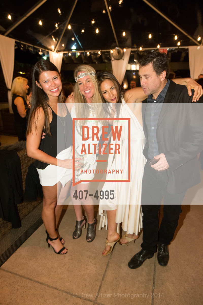 Shawn Norlian, Danielle Hirsch, Daria Gershman, Dan Hirsch, HOOMAN'S 40th Birthday at Bay Club Stone Tree, US, November 9th, 2014, Photo #407-4995 Shawn Norlian, Danielle Hirsch, Daria Gershman, Dan Hirsch, Photo #407-4995