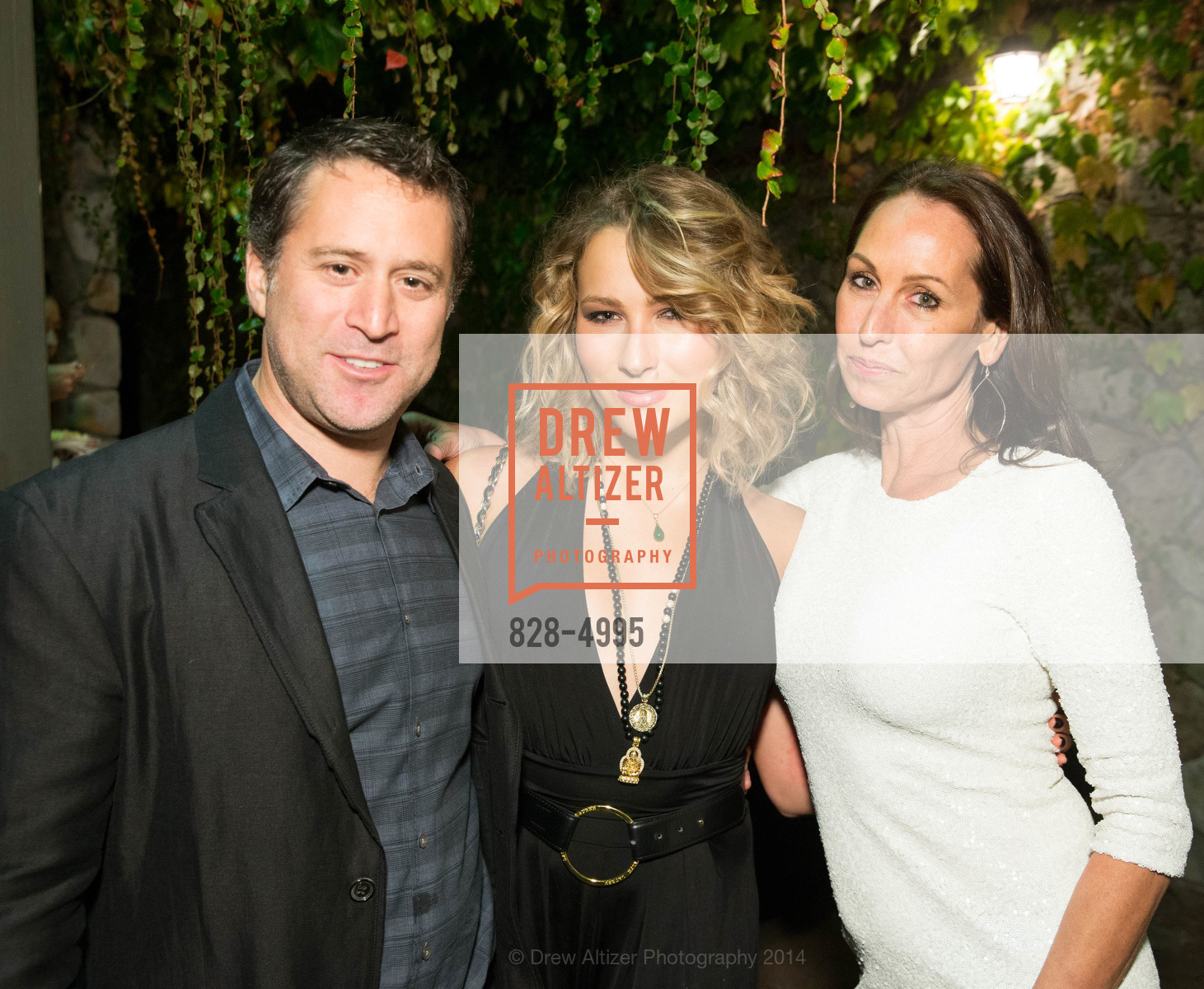 Dan Hirsch, Svetlana Kolesnikova, Susan Hauser, HOOMAN'S 40th Birthday at Bay Club Stone Tree, US, November 9th, 2014, Photo #828-4995 Dan Hirsch, Svetlana Kolesnikova, Susan Hauser, Photo #828-4995