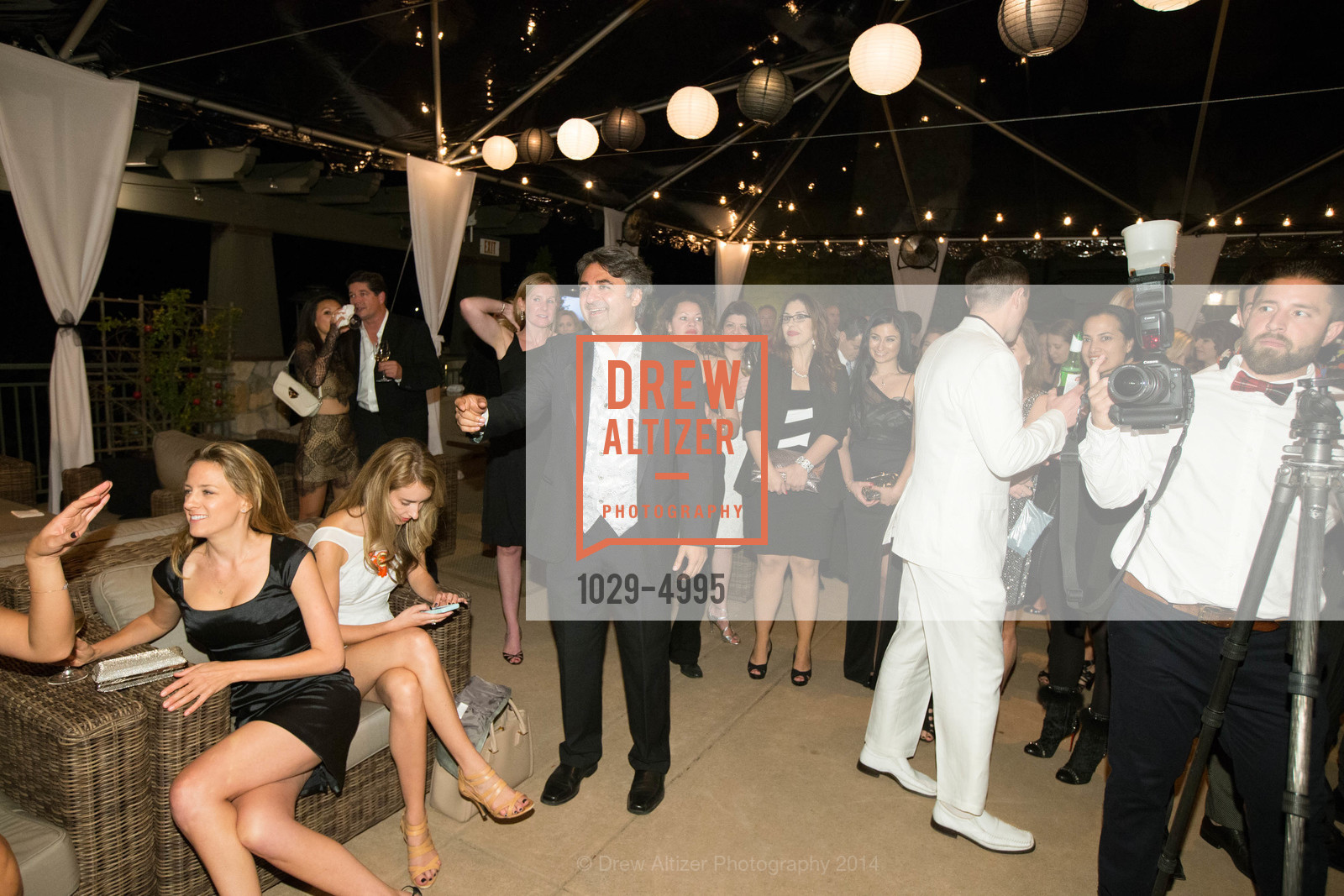 Atmosphere, HOOMAN'S 40th Birthday at Bay Club Stone Tree, US, November 9th, 2014, Photo #1029-4995 Atmosphere, Photo #1029-4995