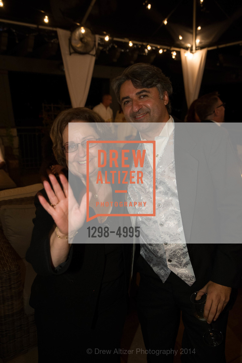 Zahra Khalili, Hooman Khalili, HOOMAN'S 40th Birthday at Bay Club Stone Tree, US, November 9th, 2014, Photo #1298-4995 Zahra Khalili, Hooman Khalili, Photo #1298-4995