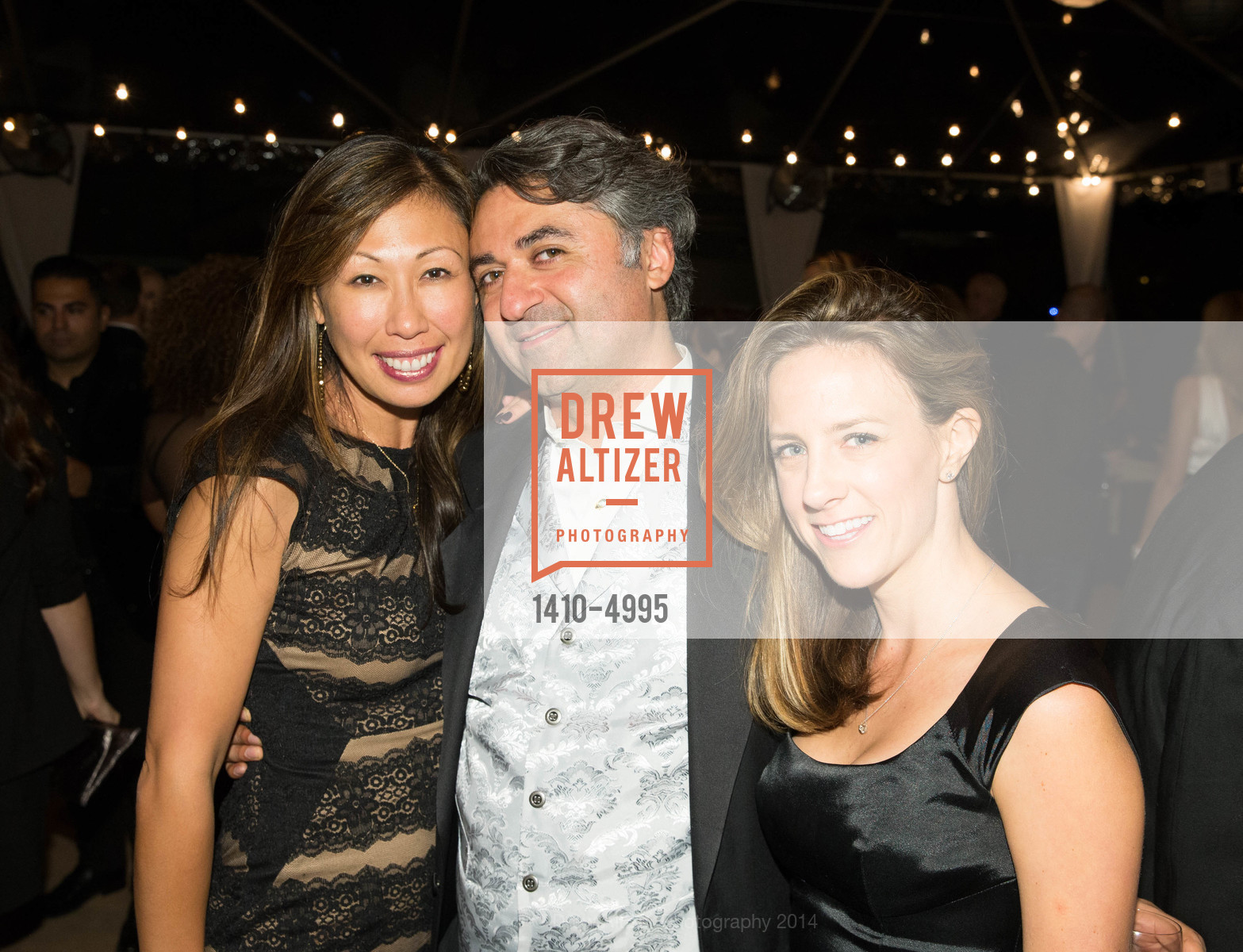 Joy Boatwright, Hooman Khalili, Cecily Olson, HOOMAN'S 40th Birthday at Bay Club Stone Tree, US, November 9th, 2014, Photo #1410-4995 Joy Boatwright, Hooman Khalili, Cecily Olson, Photo #1410-4995