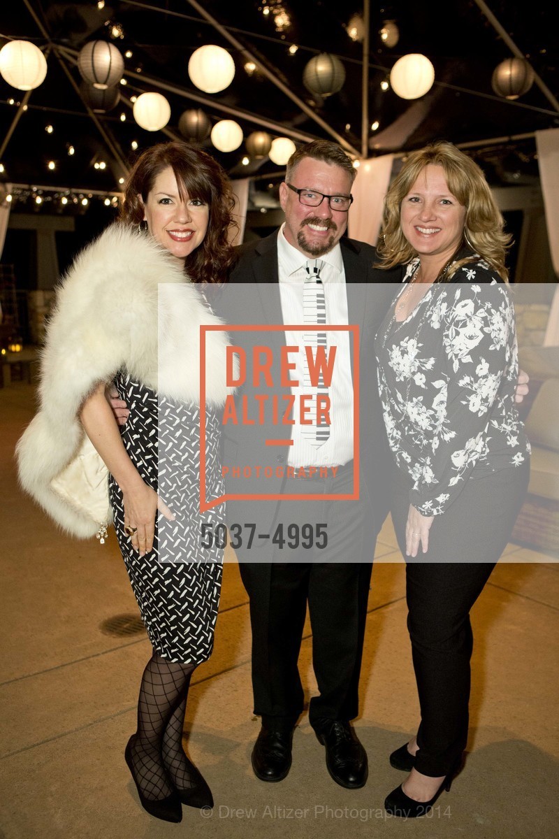 Shauna Burns-Staudt, Matty Staudt, Tova Osborne, HOOMAN'S 40th Birthday at Bay Club Stone Tree, US, November 9th, 2014, Photo #5037-4995 Shauna Burns-Staudt, Matty Staudt, Tova Osborne, Photo #5037-4995