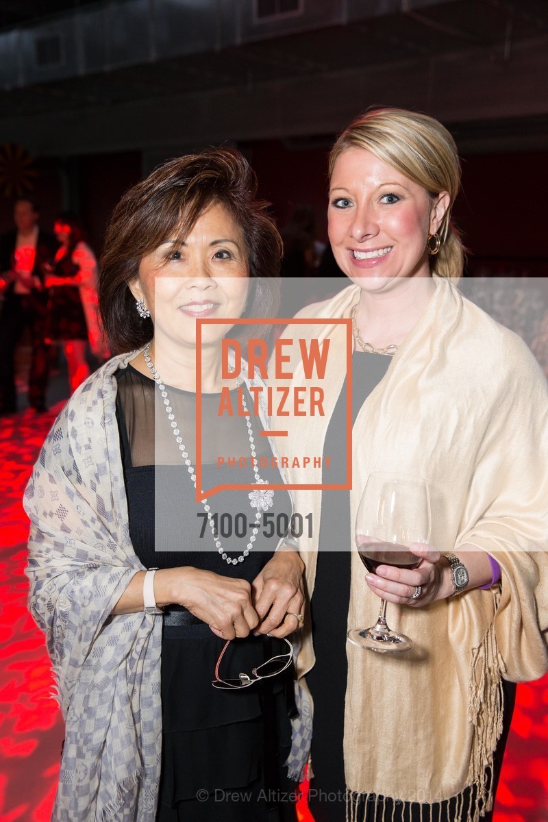 Tricia Chu, Jennifer Mancuso, FESTIVAL DEL SOLE Dinner at HALL ST. HELENA, US, July 18th, 2014, Photo #7100-5001 Tricia Chu, Jennifer Mancuso, Photo #7100-5001