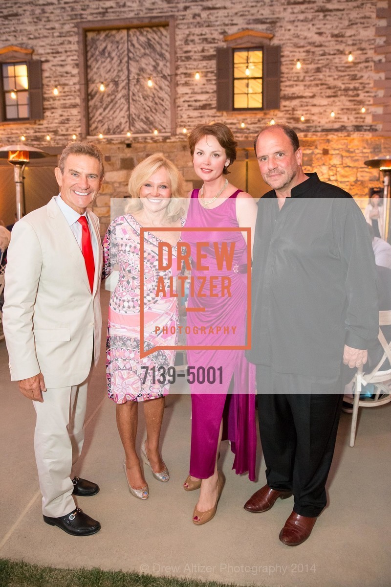 Craig Hall, Kathryn Hall, Nina Kotova, Barrett Wissman, FESTIVAL DEL SOLE Dinner at HALL ST. HELENA, US, July 18th, 2014, Photo #7139-5001 Craig Hall, Kathryn Hall, Nina Kotova, Barrett Wissman, Photo #7139-5001
