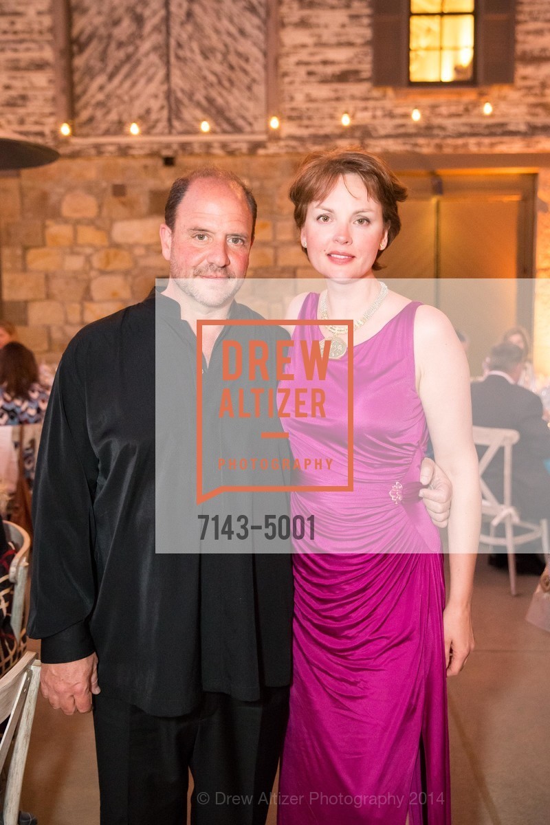 Barrett Wissman, Nina Kotova, FESTIVAL DEL SOLE Dinner at HALL ST. HELENA, US, July 18th, 2014, Photo #7143-5001 Barrett Wissman, Nina Kotova, Photo #7143-5001
