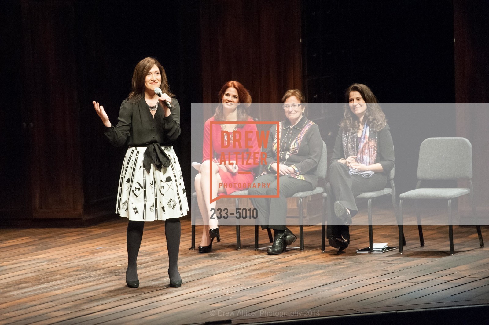 Randi Zuckerberg, Jenny Dearborn, Ann Bowers, Natalie Batalha, THEATREWORKS Leading Ladies, US, February 8th, 2014, Photo #233-5010 Randi Zuckerberg, Jenny Dearborn, Ann Bowers, Natalie Batalha, Photo #233-5010