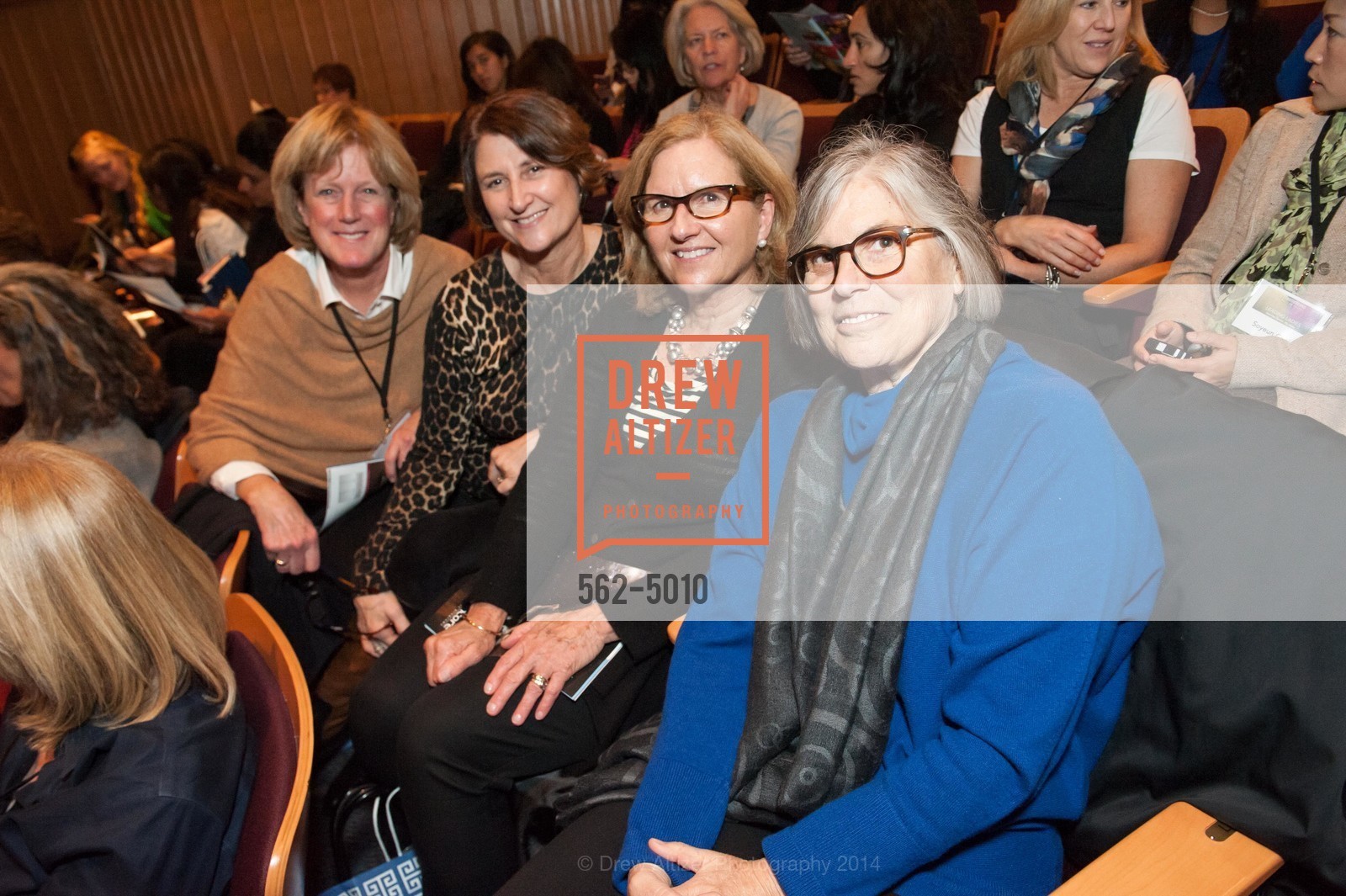 Pat Fisher, Pat Delgavio, Sarah Maroney, Diane Talbert, Photo #562-5010