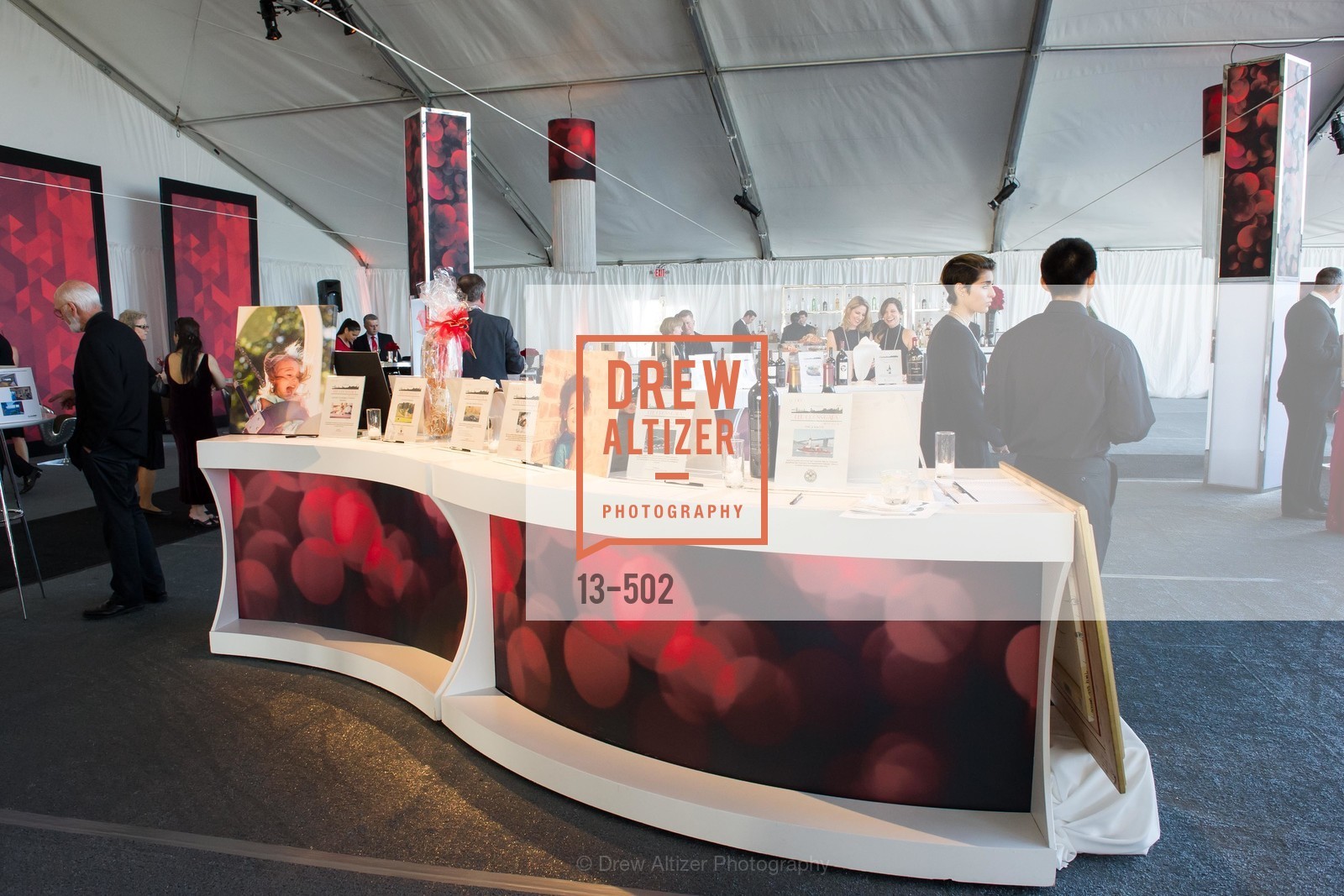 Atmosphere, 2014 RED CROSS Gala Honoring Paula Downey as the American Red Cross Bay Area Chapter Humanitarian CEO of the Year, US. Treasure Island (The Great Lawn), April 5th, 2014,Drew Altizer, Drew Altizer Photography, full-service agency, private events, San Francisco photographer, photographer california