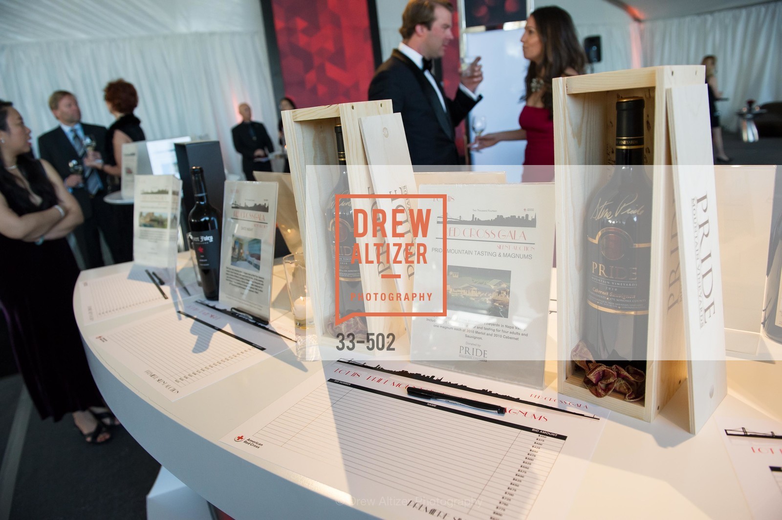 Atmosphere, 2014 RED CROSS Gala Honoring Paula Downey as the American Red Cross Bay Area Chapter Humanitarian CEO of the Year, US. Treasure Island (The Great Lawn), April 5th, 2014,Drew Altizer, Drew Altizer Photography, full-service agency, private events, San Francisco photographer, photographer california