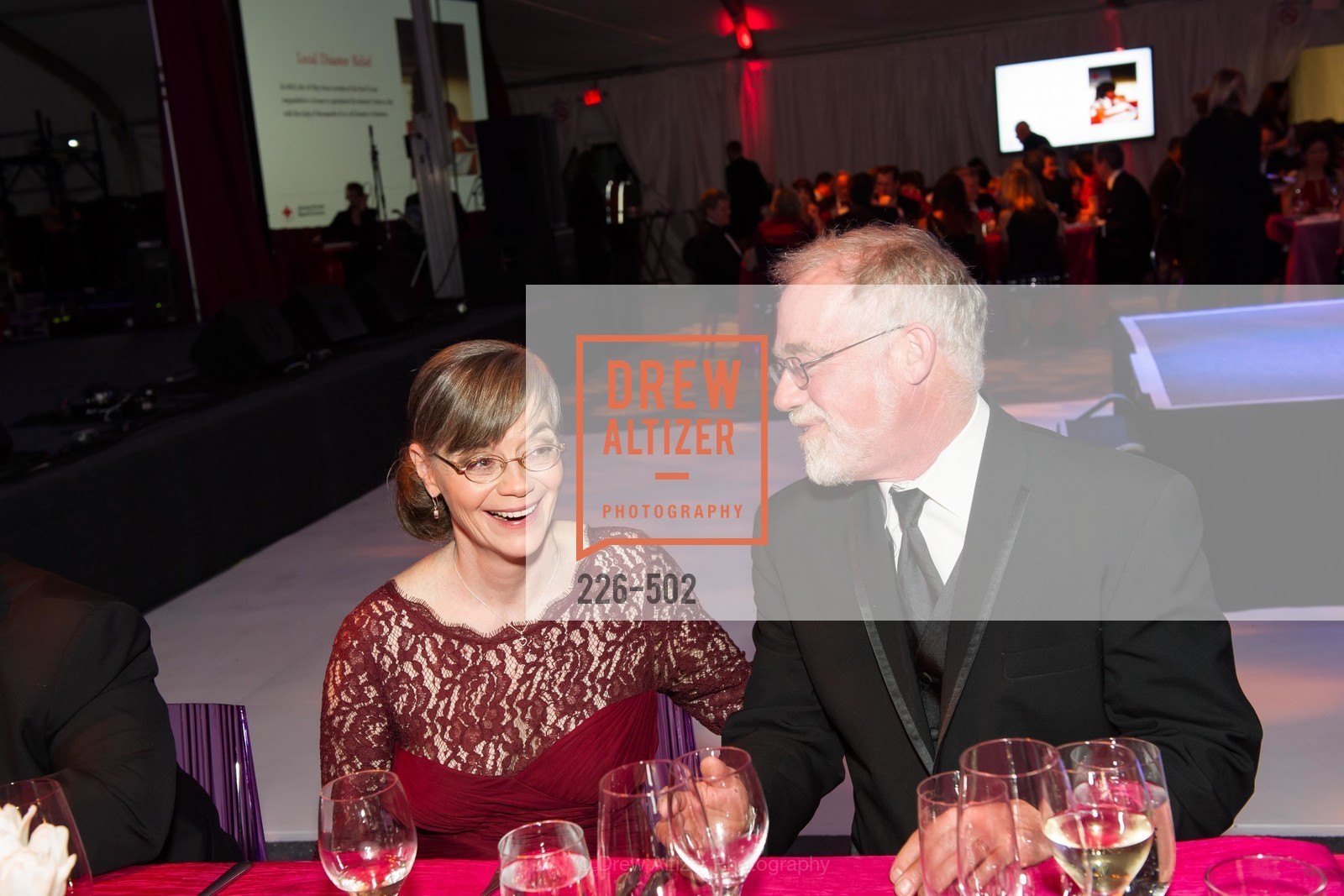 Extras, 2014 RED CROSS Gala Honoring Paula Downey as the American Red Cross Bay Area Chapter Humanitarian CEO of the Year, April 5th, 2014, Photo,Drew Altizer, Drew Altizer Photography, full-service agency, private events, San Francisco photographer, photographer california