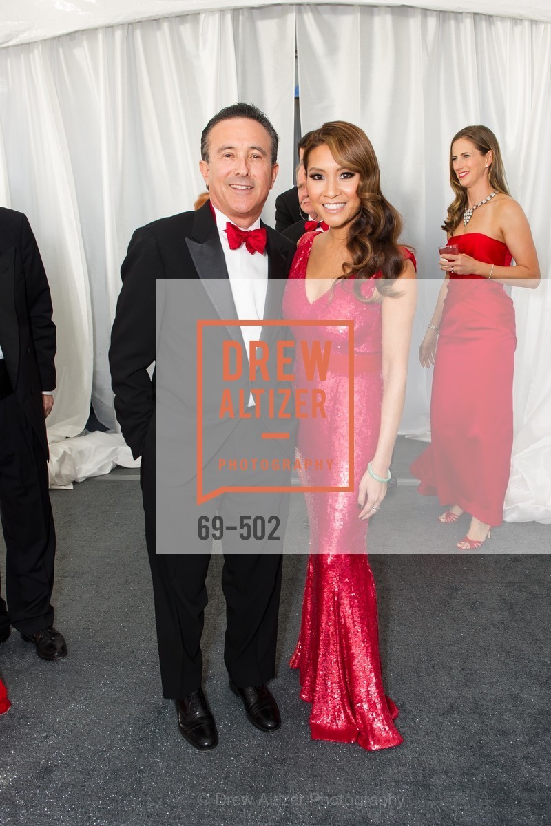 Keith Belling, Lillian Phan, 2014 RED CROSS Gala Honoring Paula Downey as the American Red Cross Bay Area Chapter Humanitarian CEO of the Year, US. Treasure Island (The Great Lawn), Photo #69-502 Keith Belling, Lillian Phan, Photo #69-502