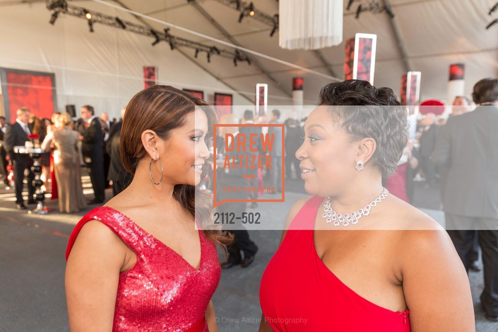 Lillian Phan, Gwyneth Borden, 2014 RED CROSS Gala Honoring Paula Downey as the American Red Cross Bay Area Chapter Humanitarian CEO of the Year, US. Treasure Island (The Great Lawn), April 5th, 2014,Drew Altizer, Drew Altizer Photography, full-service event agency, private events, San Francisco photographer, photographer California
