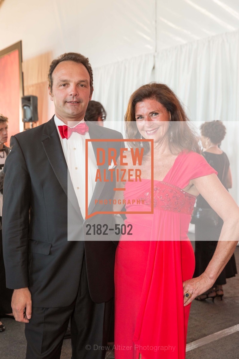 Guillaume Orliac, Linda Zider, 2014 RED CROSS Gala Honoring Paula Downey as the American Red Cross Bay Area Chapter Humanitarian CEO of the Year, US. Treasure Island (The Great Lawn), Photo #2182-502 Guillaume Orliac, Linda Zider, Photo #2182-502
