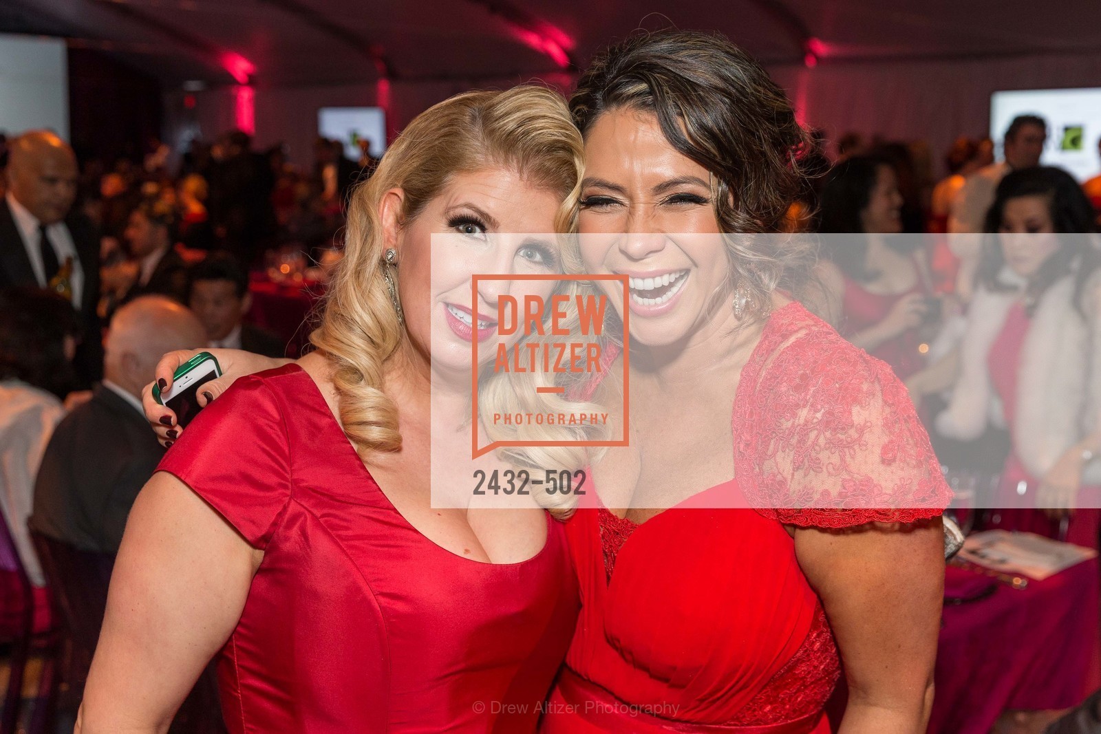 Roberta Economidis, Maria Barrios, 2014 RED CROSS Gala Honoring Paula Downey as the American Red Cross Bay Area Chapter Humanitarian CEO of the Year, US. Treasure Island (The Great Lawn), Photo #2432-502 Roberta Economidis, Maria Barrios, Photo #2432-502