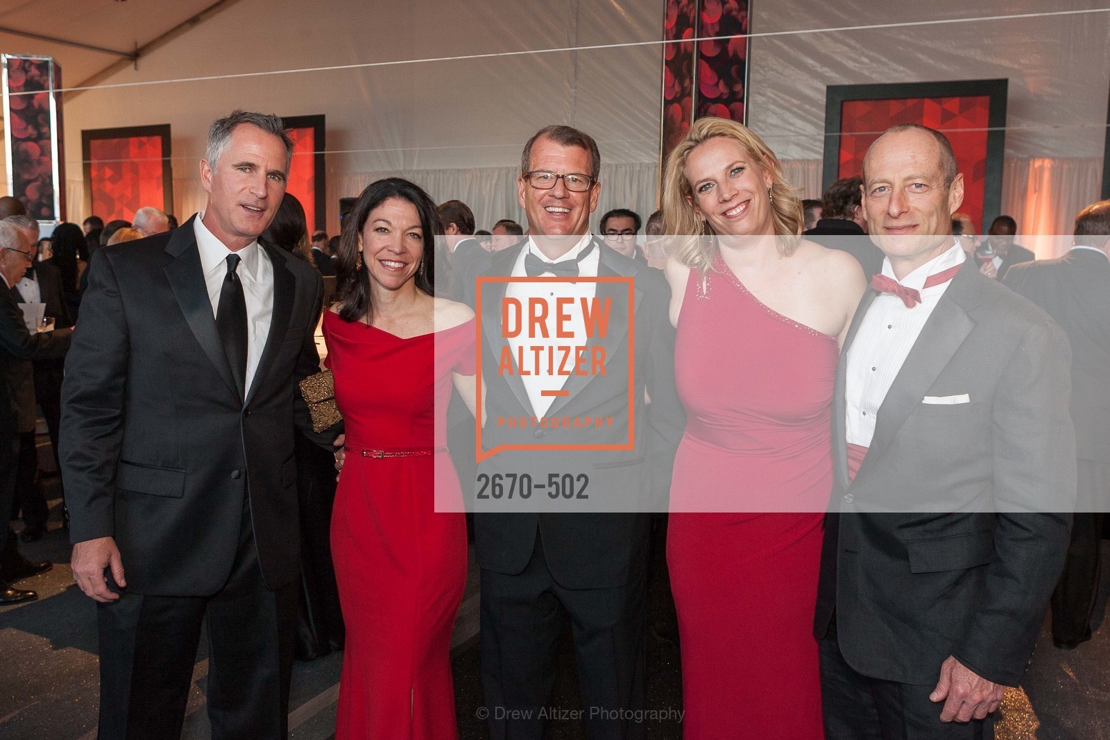 William Rindfuss, Lisa DeCarlo, Bill Miller, Erin Gore, Philip Stark, 2014 RED CROSS Gala Honoring Paula Downey as the American Red Cross Bay Area Chapter Humanitarian CEO of the Year, US. Treasure Island (The Great Lawn), Photo #2670-502 William Rindfuss, Lisa DeCarlo, Bill Miller, Erin Gore, Philip Stark, Photo #2670-502